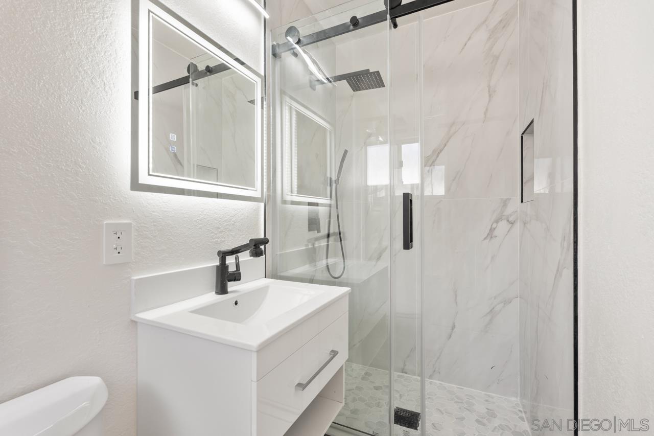 Detail Gallery Image 30 of 48 For 8868  Gowdy Ave, San Diego,  CA 92123 - 5 Beds | 4 Baths