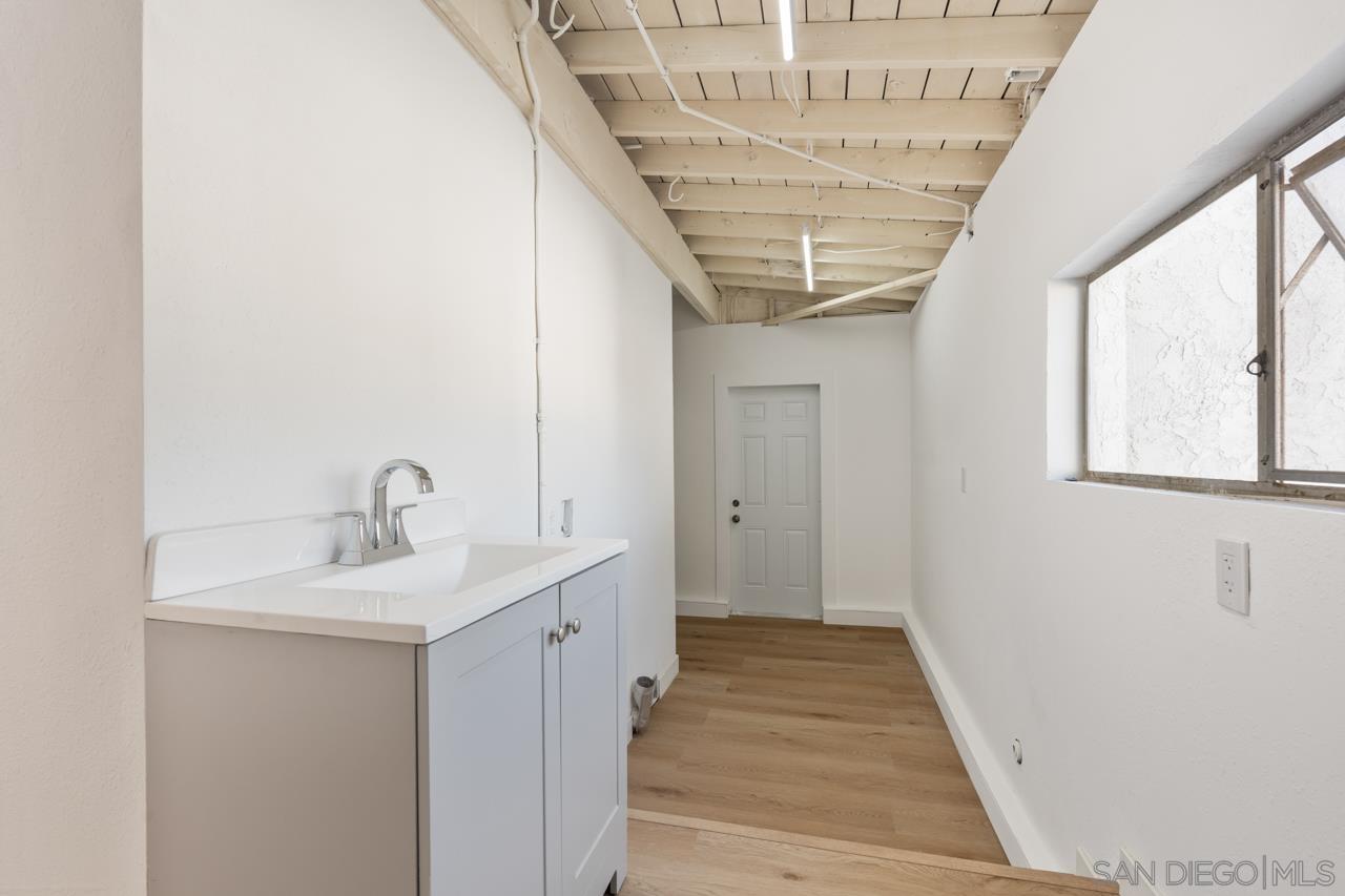 Detail Gallery Image 37 of 48 For 8868  Gowdy Ave, San Diego,  CA 92123 - 5 Beds | 4 Baths