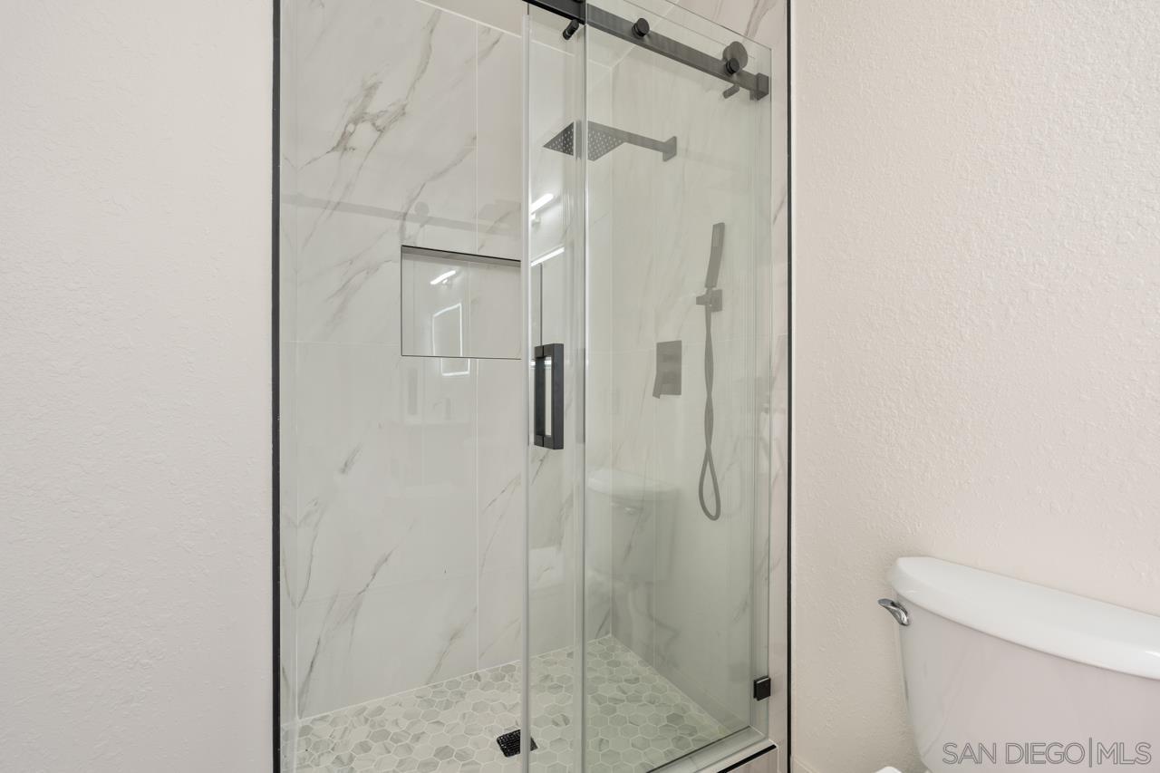 Detail Gallery Image 44 of 48 For 8868  Gowdy Ave, San Diego,  CA 92123 - 5 Beds | 4 Baths