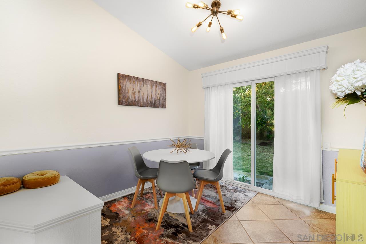 Detail Gallery Image 11 of 51 For 1018  Bridle Path Way, Oceanside,  CA 92057 - 3 Beds | 2 Baths