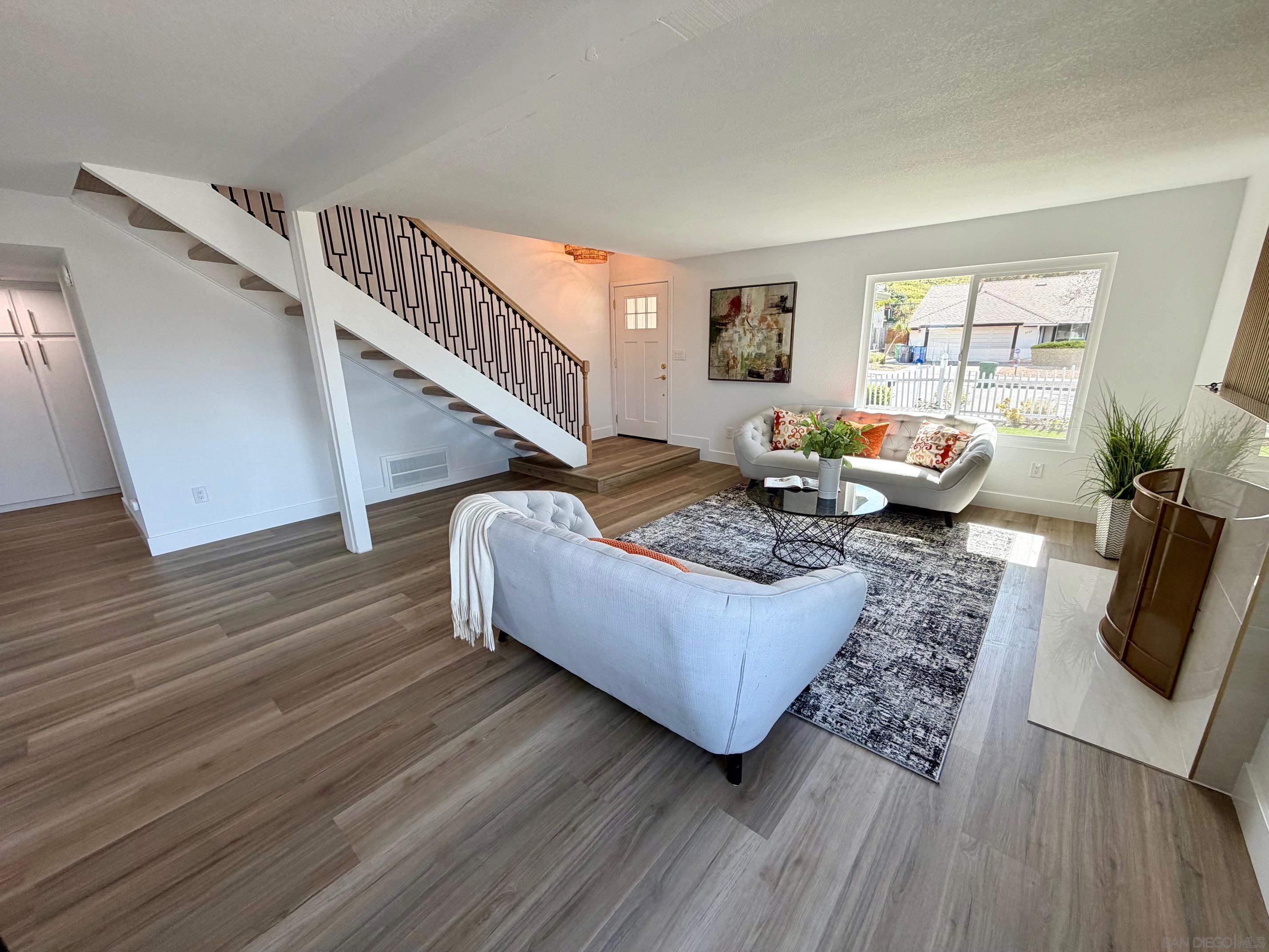 Detail Gallery Image 2 of 21 For 4128  Terry St., Oceanside,  CA 92056 - 4 Beds | 2/1 Baths