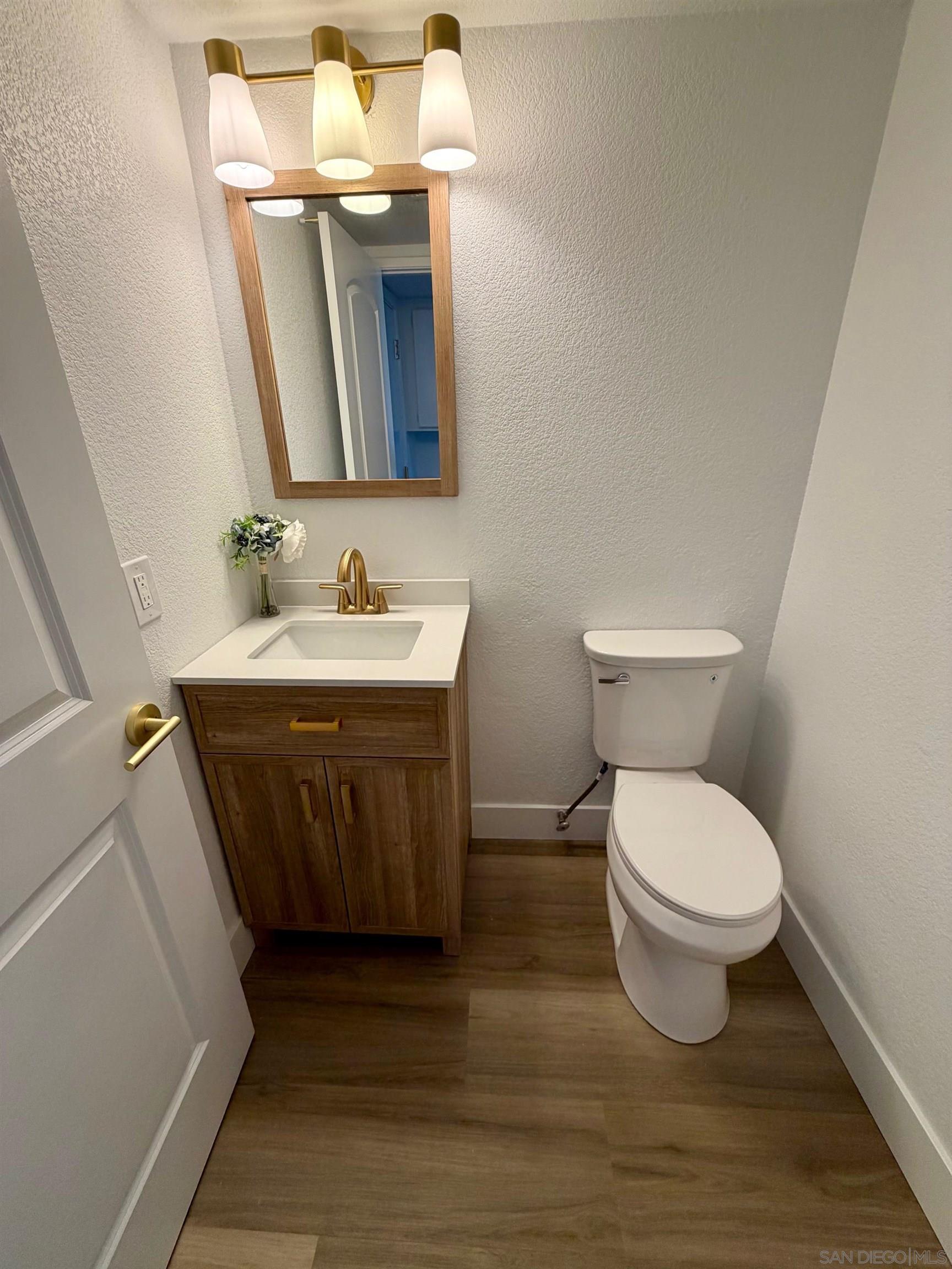 Detail Gallery Image 13 of 21 For 4128  Terry St., Oceanside,  CA 92056 - 4 Beds | 2/1 Baths