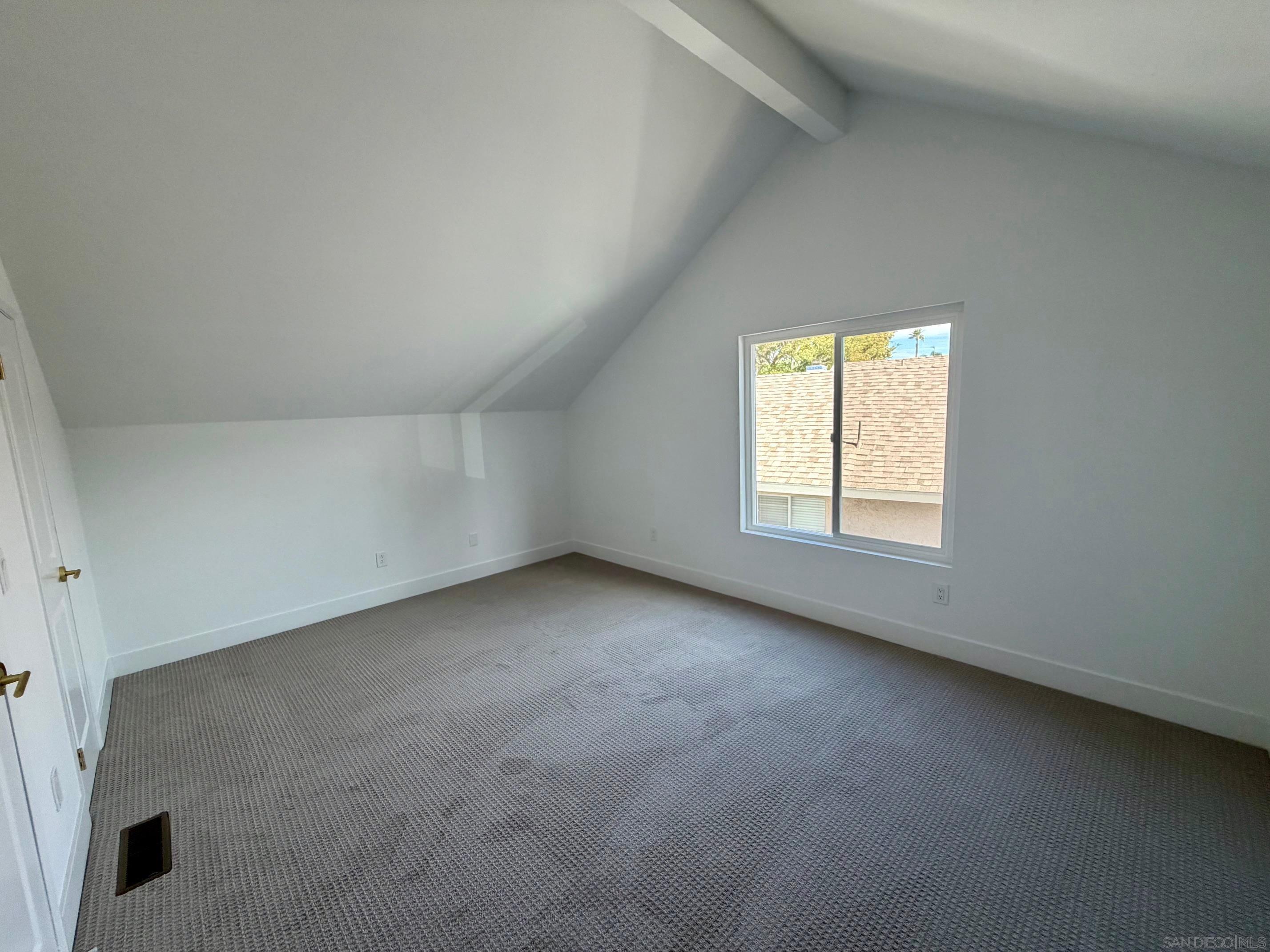 Detail Gallery Image 14 of 21 For 4128  Terry St., Oceanside,  CA 92056 - 4 Beds | 2/1 Baths