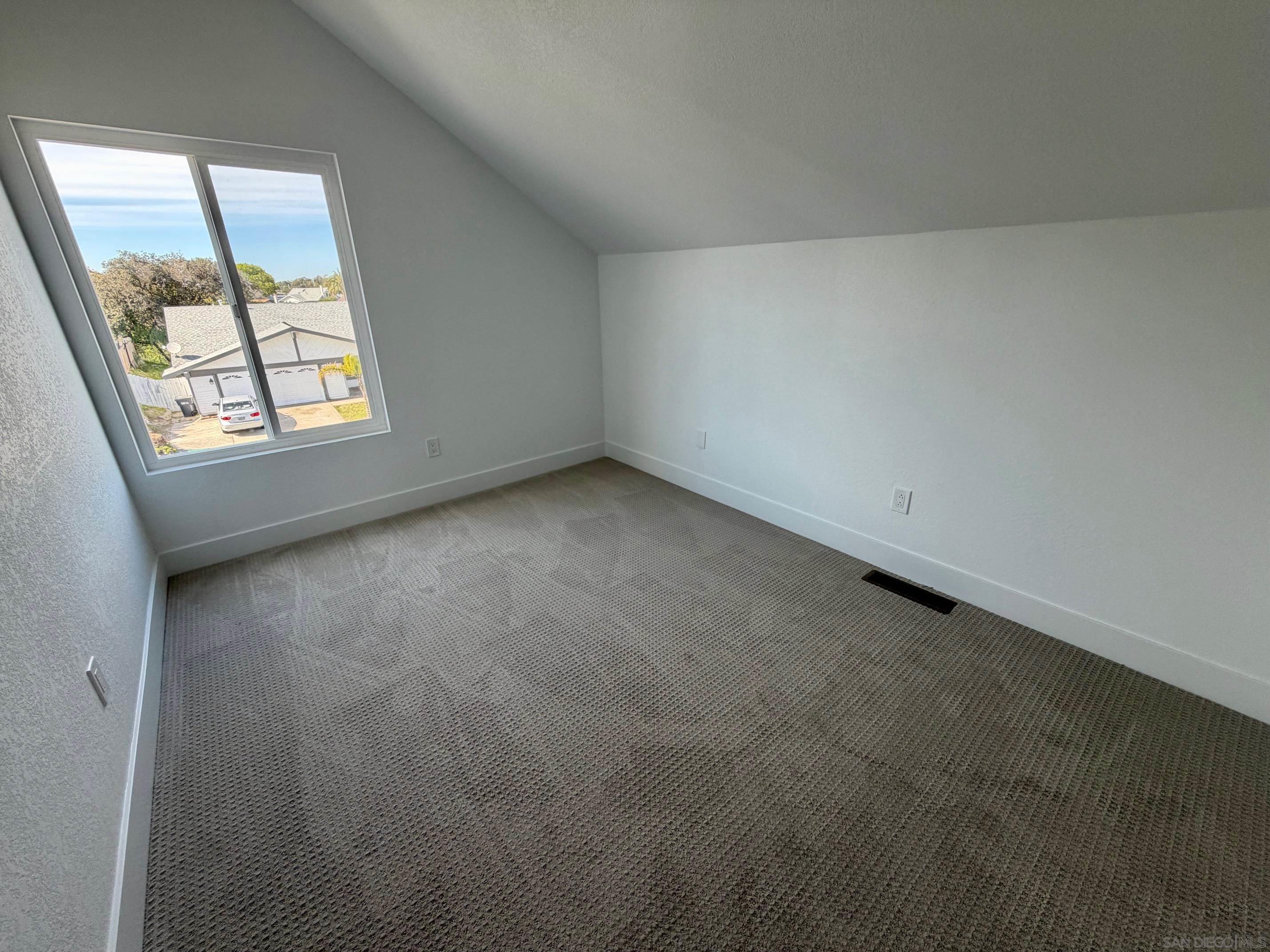Detail Gallery Image 17 of 21 For 4128  Terry St., Oceanside,  CA 92056 - 4 Beds | 2/1 Baths