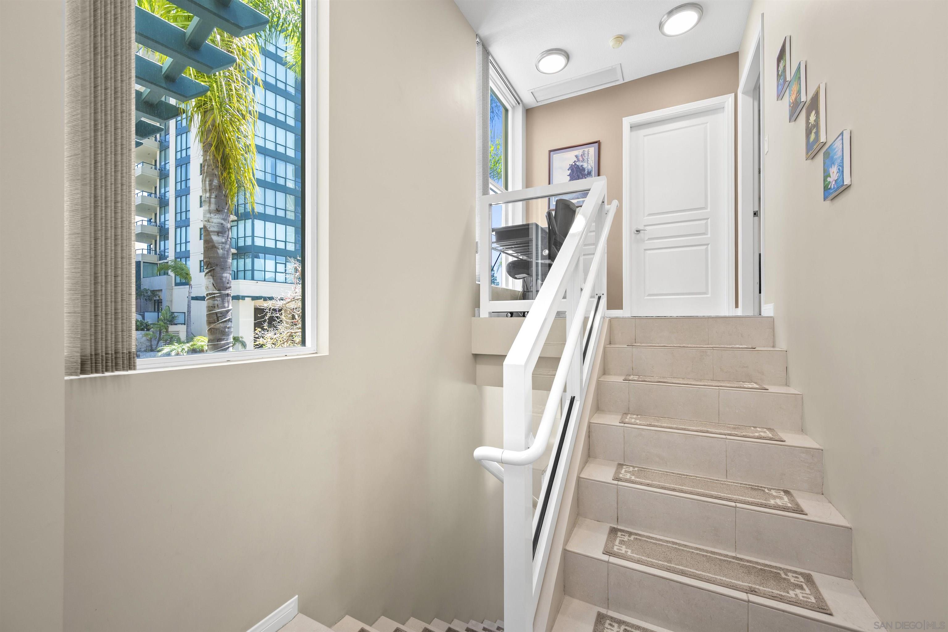 Detail Gallery Image 11 of 47 For 531  Front St, San Diego,  CA 92101 - 2 Beds | 2/1 Baths