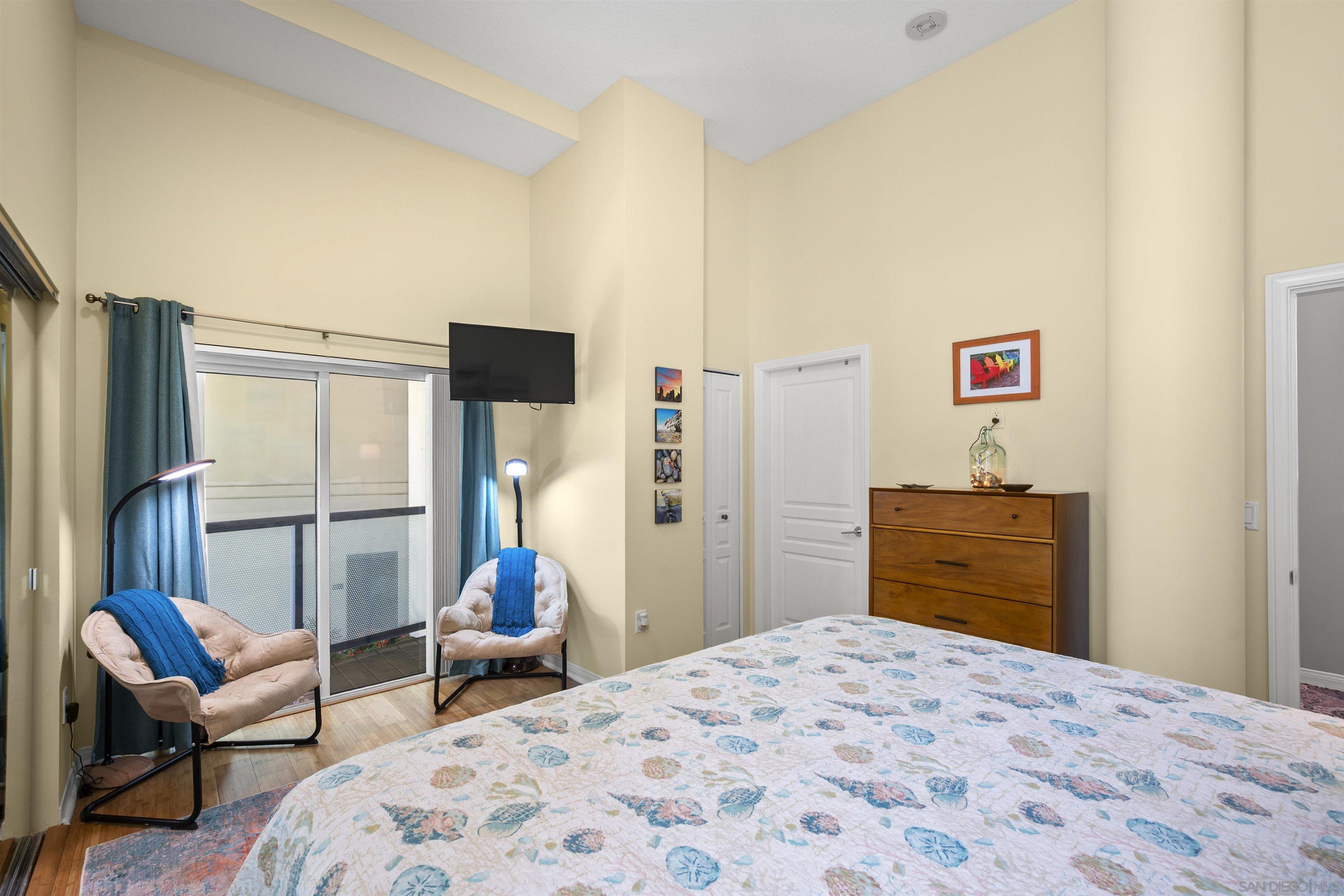 Detail Gallery Image 15 of 47 For 531  Front St, San Diego,  CA 92101 - 2 Beds | 2/1 Baths