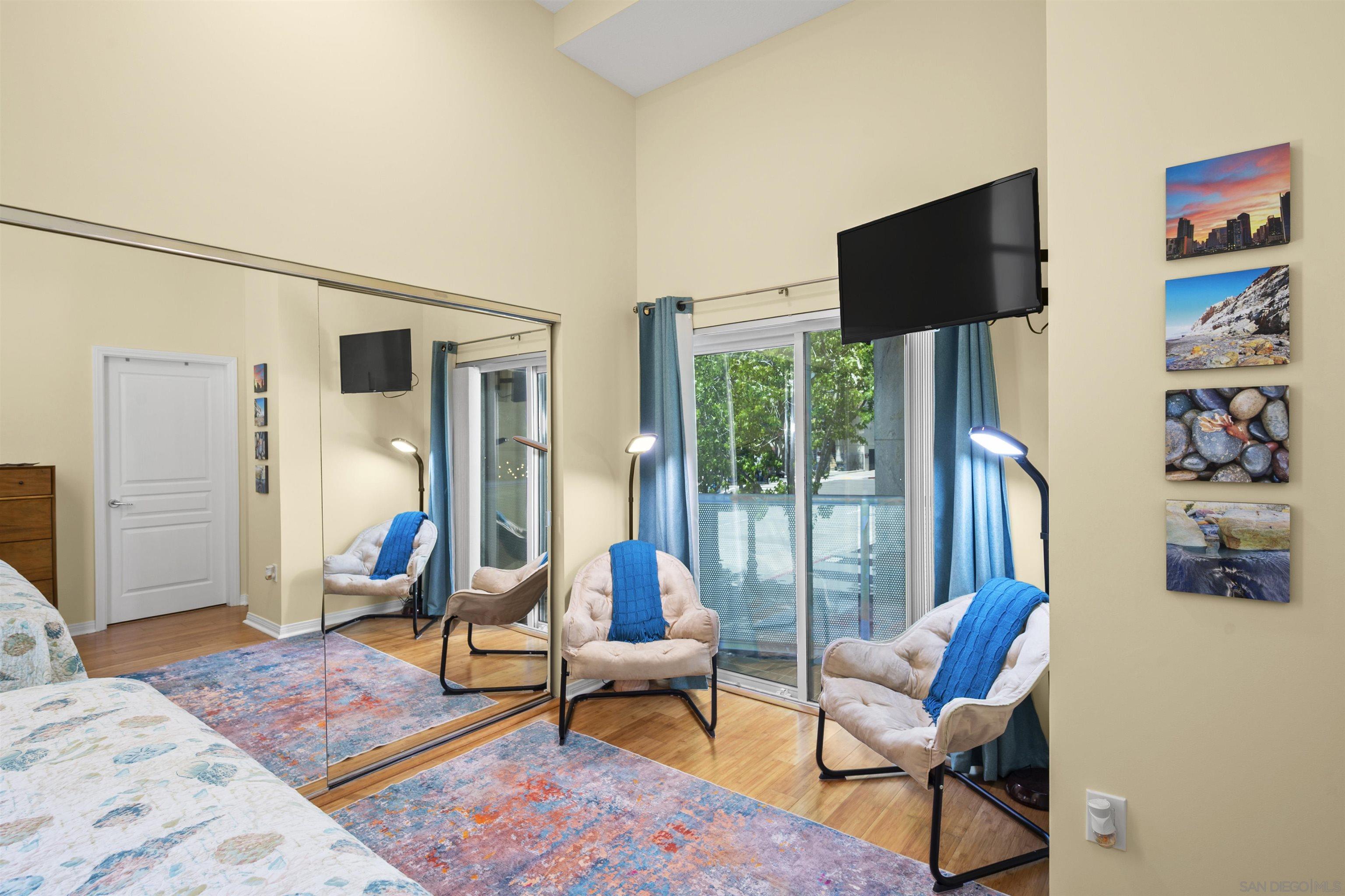 Detail Gallery Image 16 of 47 For 531  Front St, San Diego,  CA 92101 - 2 Beds | 2/1 Baths