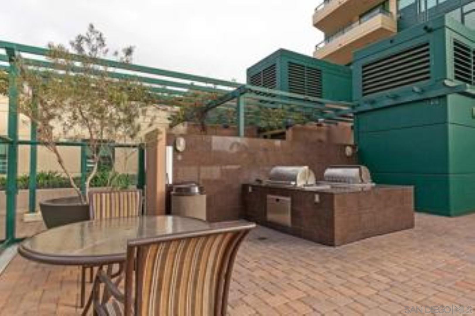 Detail Gallery Image 24 of 47 For 531  Front St, San Diego,  CA 92101 - 2 Beds | 2/1 Baths