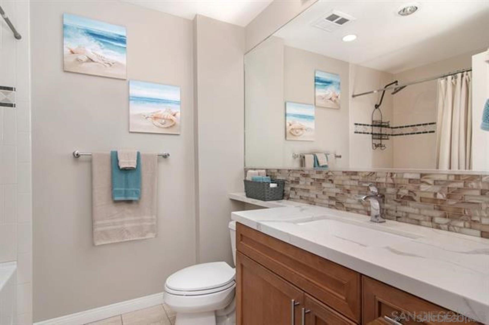 Detail Gallery Image 31 of 47 For 531  Front St, San Diego,  CA 92101 - 2 Beds | 2/1 Baths