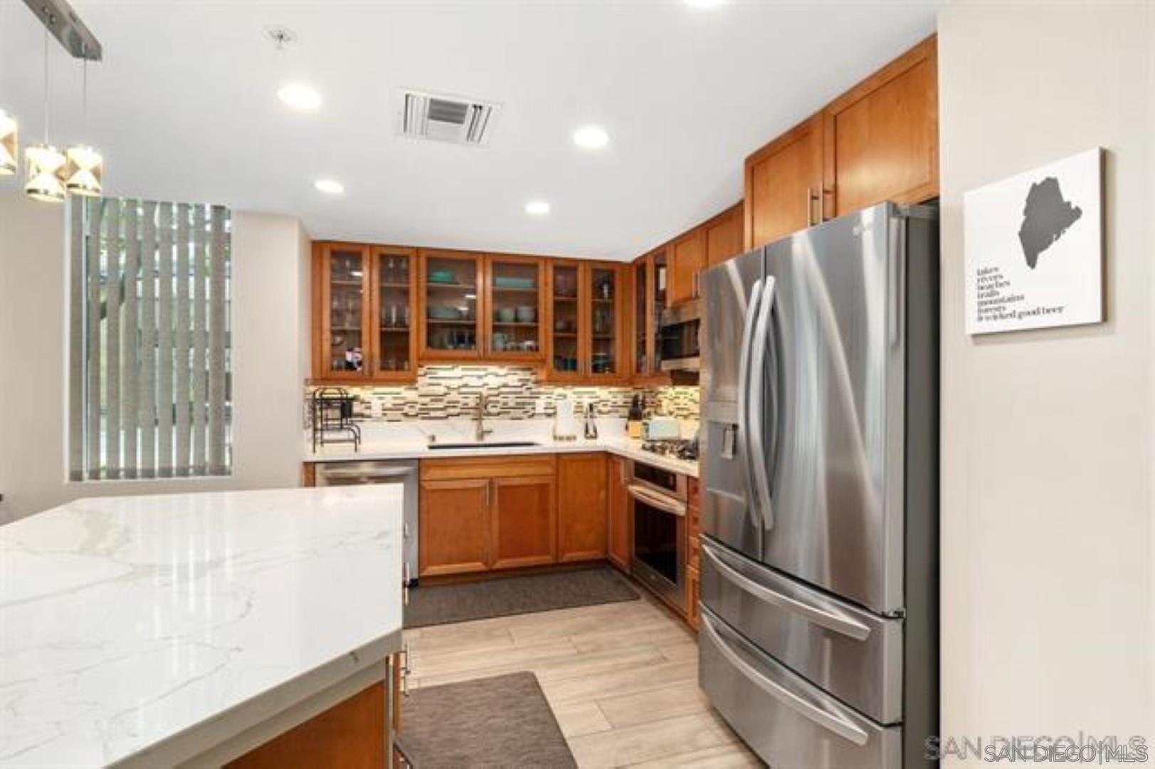 Detail Gallery Image 37 of 47 For 531  Front St, San Diego,  CA 92101 - 2 Beds | 2/1 Baths