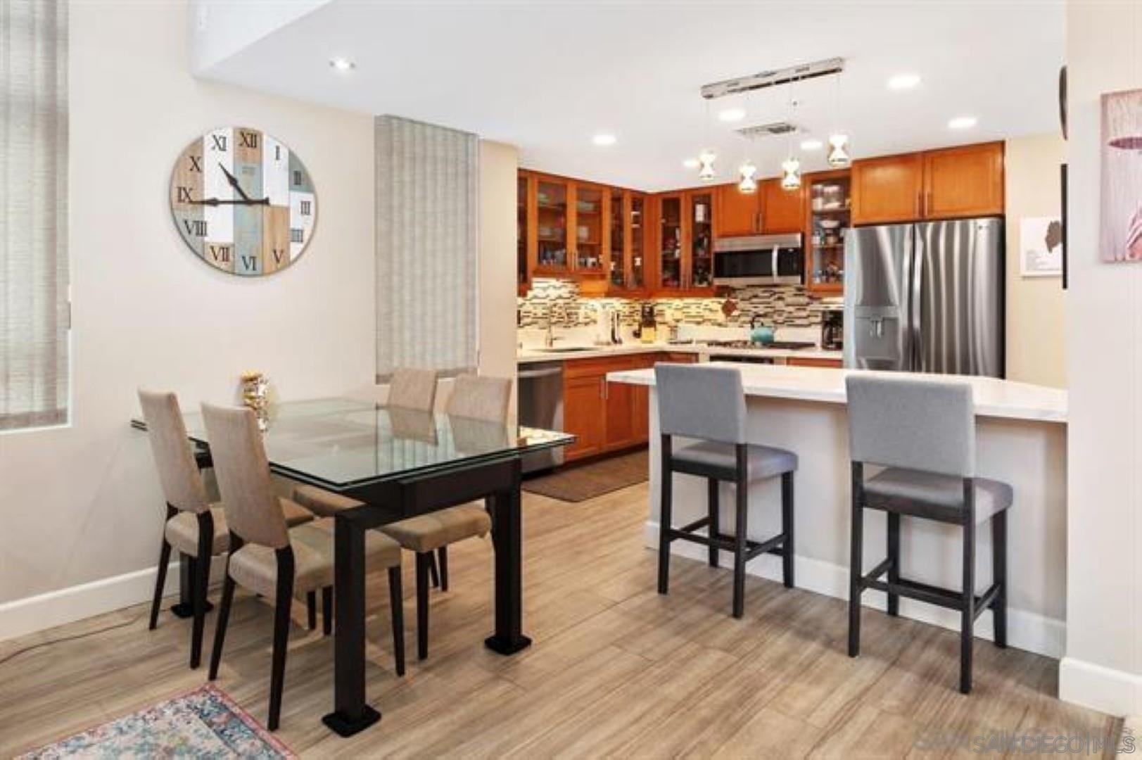 Detail Gallery Image 42 of 47 For 531  Front St, San Diego,  CA 92101 - 2 Beds | 2/1 Baths