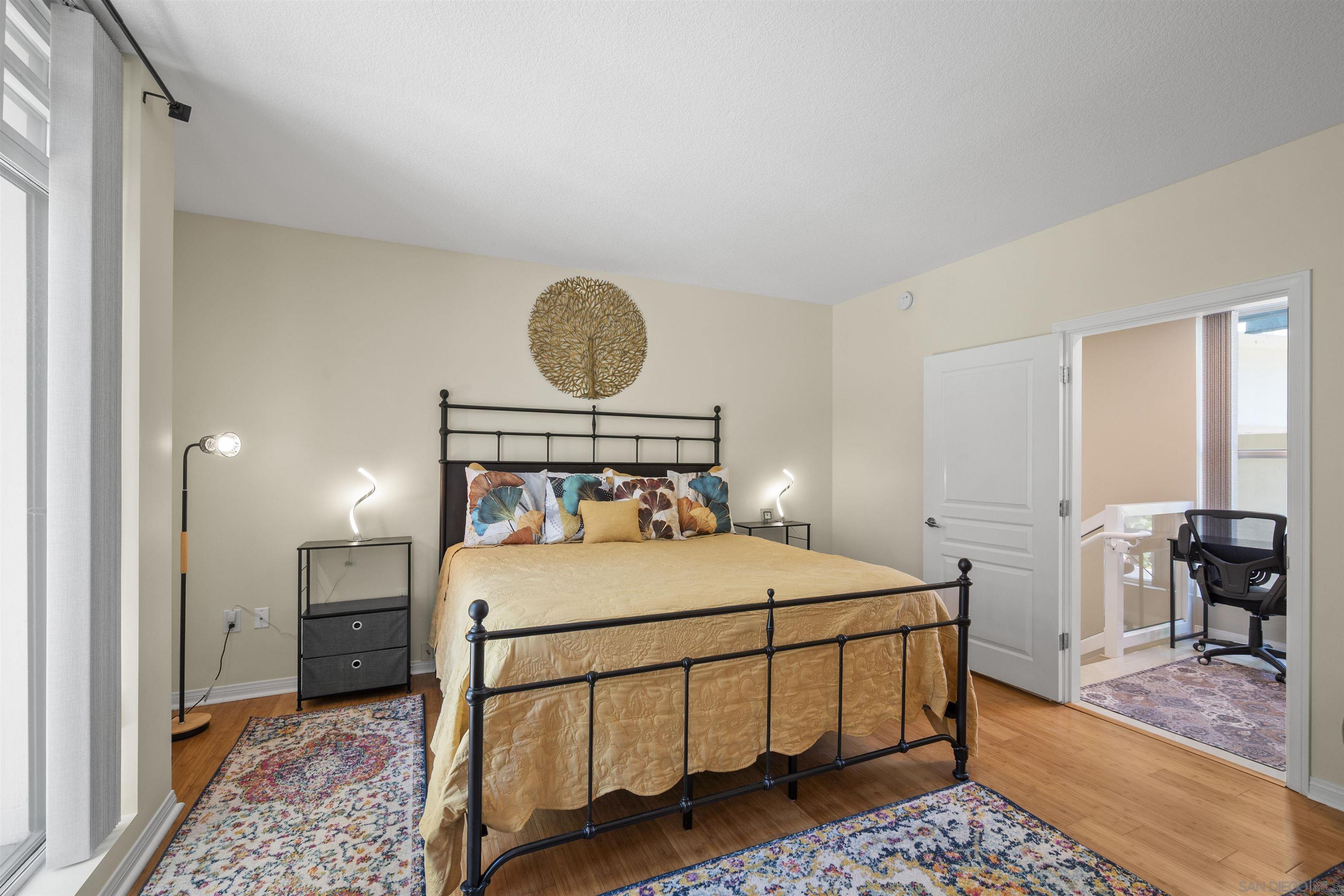 Detail Gallery Image 8 of 47 For 531  Front St, San Diego,  CA 92101 - 2 Beds | 2/1 Baths