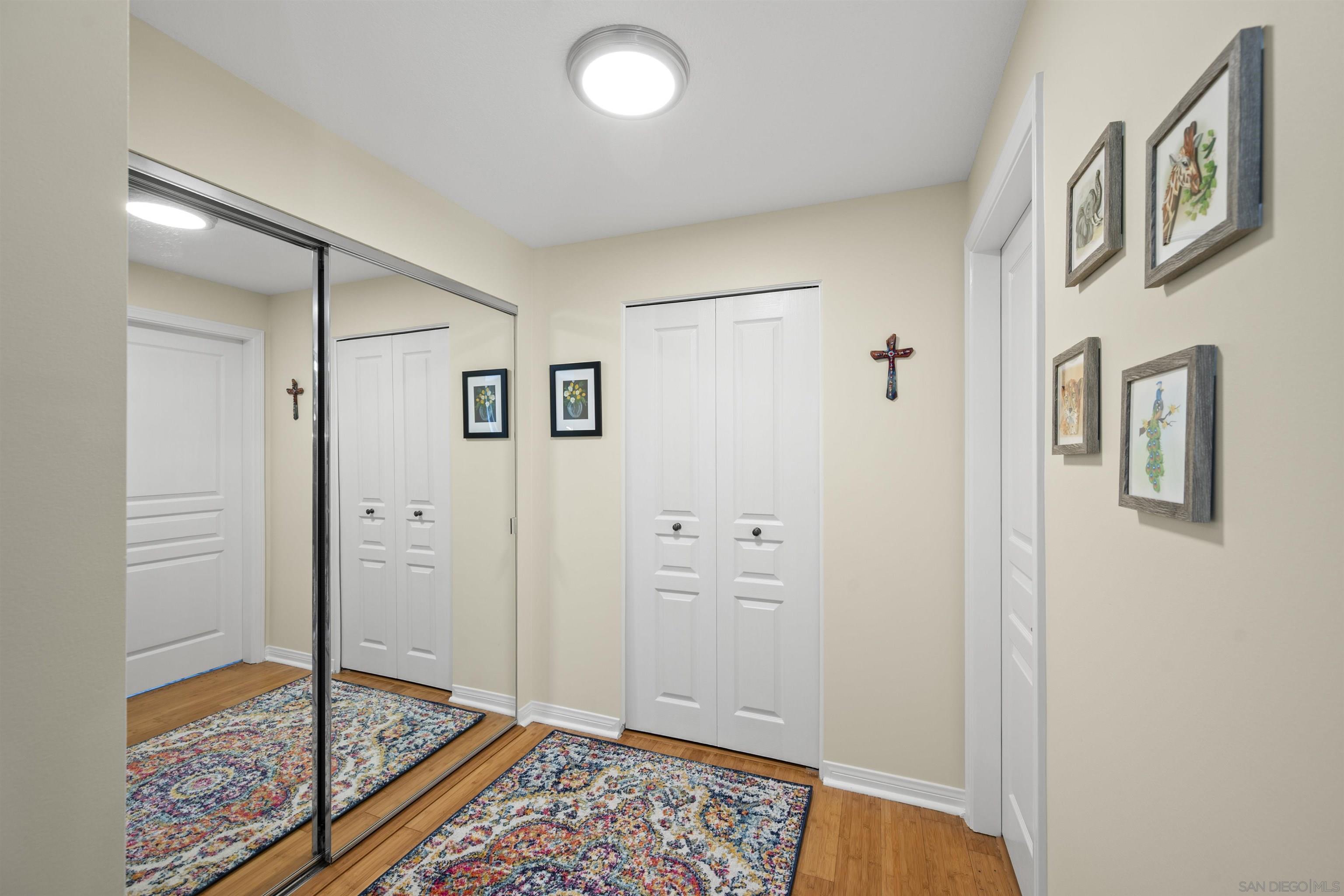 Detail Gallery Image 9 of 47 For 531  Front St, San Diego,  CA 92101 - 2 Beds | 2/1 Baths