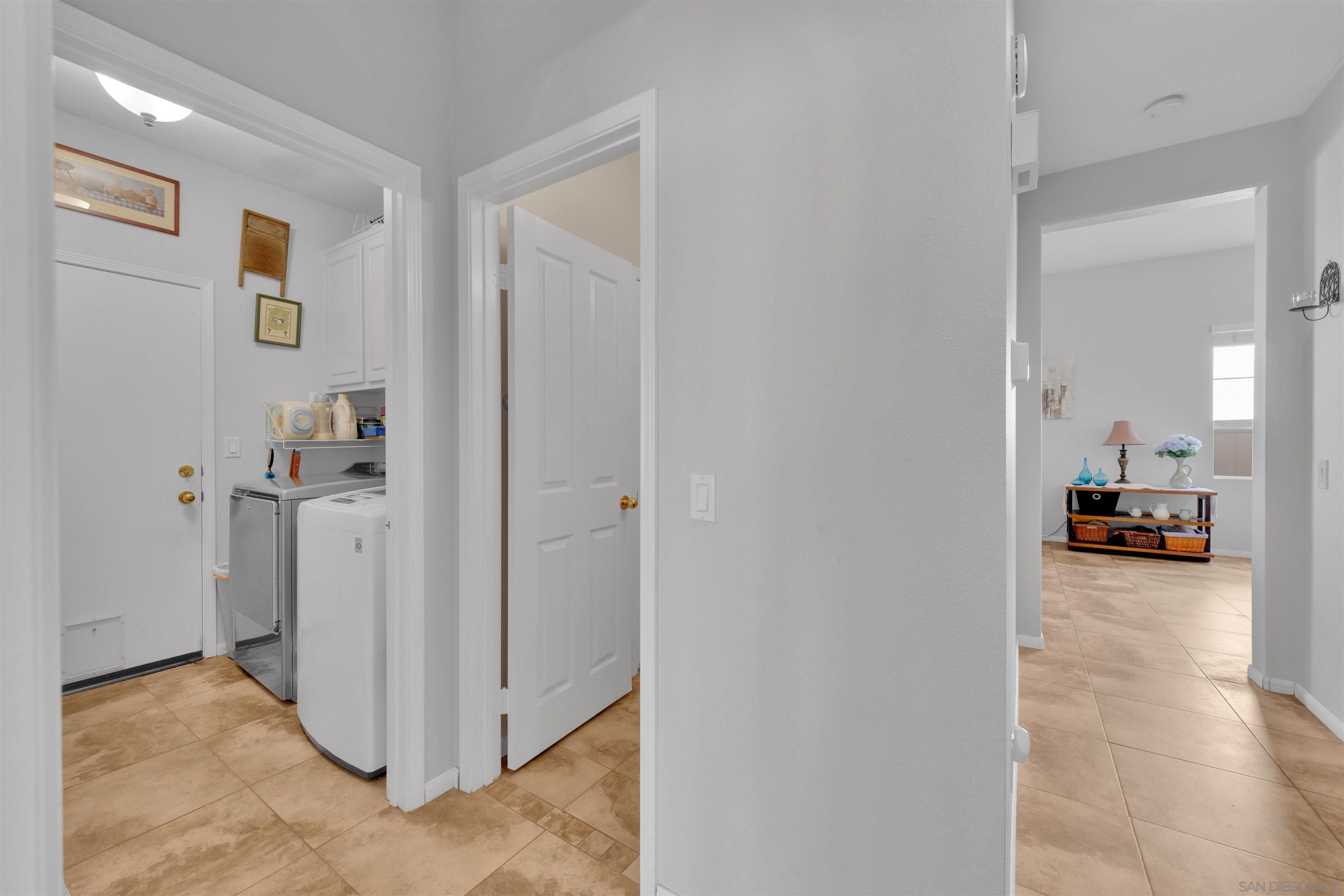 Detail Gallery Image 43 of 56 For 2221  Orange Grove Pl., Escondido,  CA 92027 - 4 Beds | 2 Baths