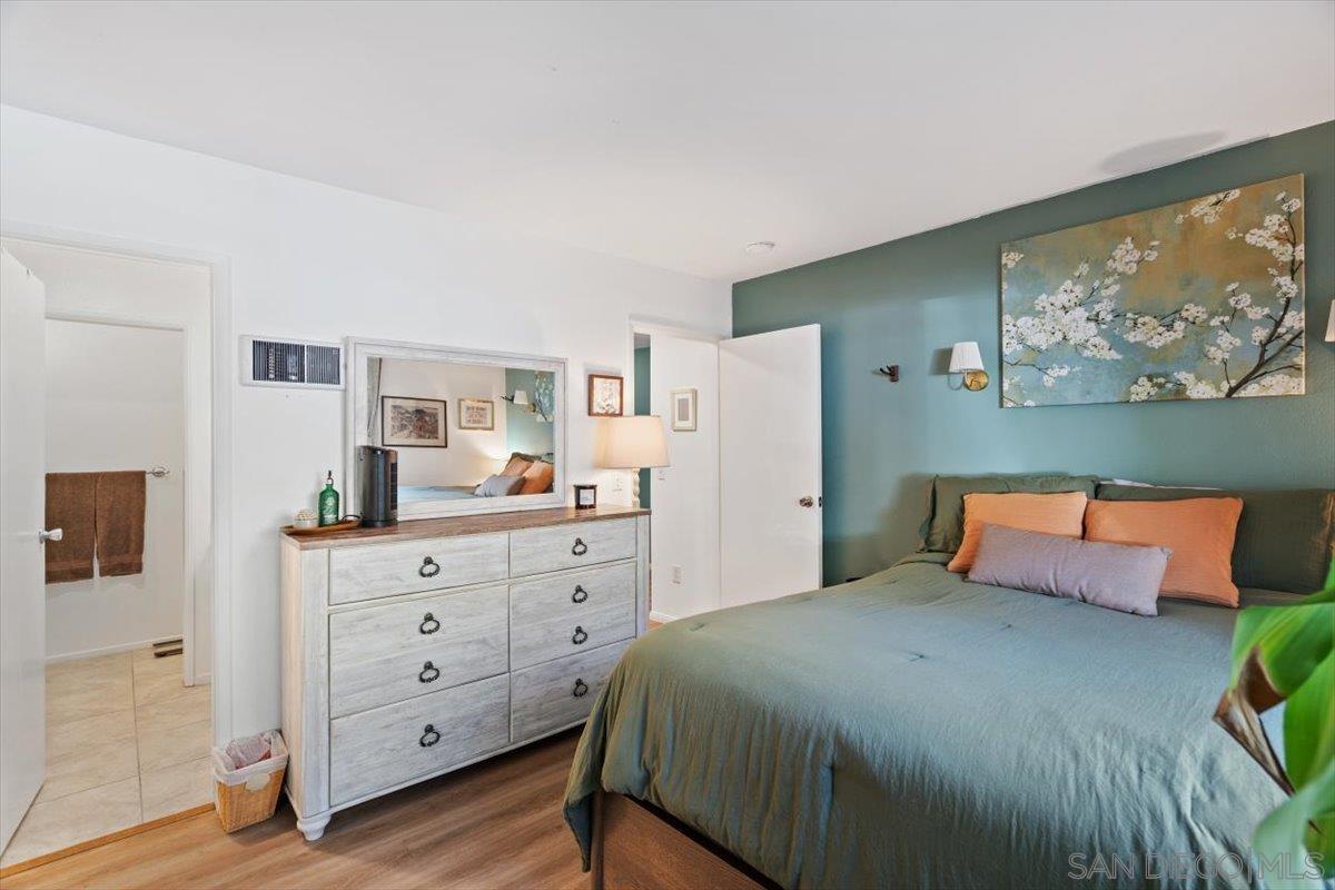 Detail Gallery Image 17 of 31 For 5553  Adobe Falls Road  #1,  San Diego,  CA 92120 - 2 Beds | 1/1 Baths