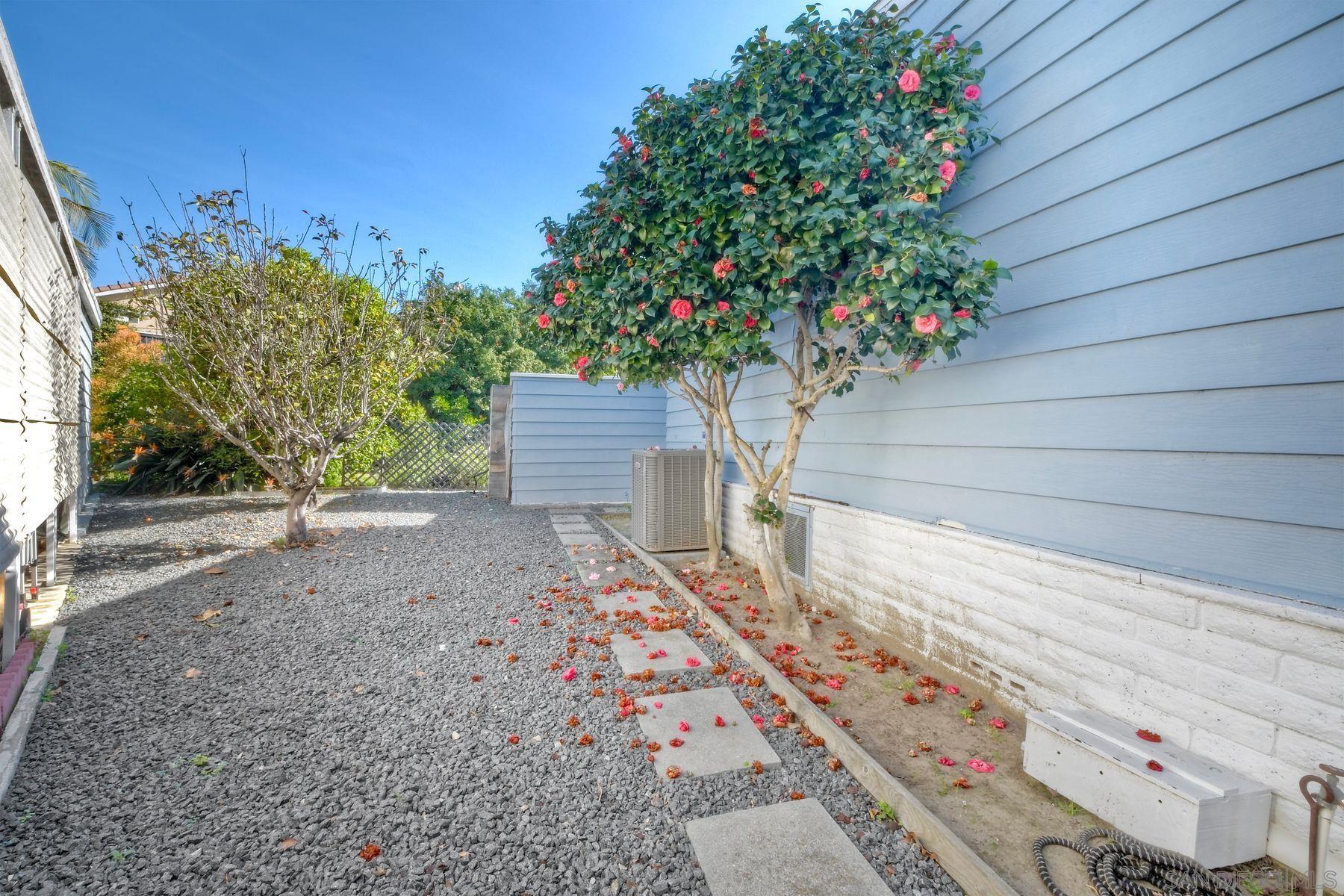 Detail Gallery Image 25 of 39 For 276 N El Camino Real  #44,  Oceanside,  CA 92058 - 2 Beds | 2 Baths