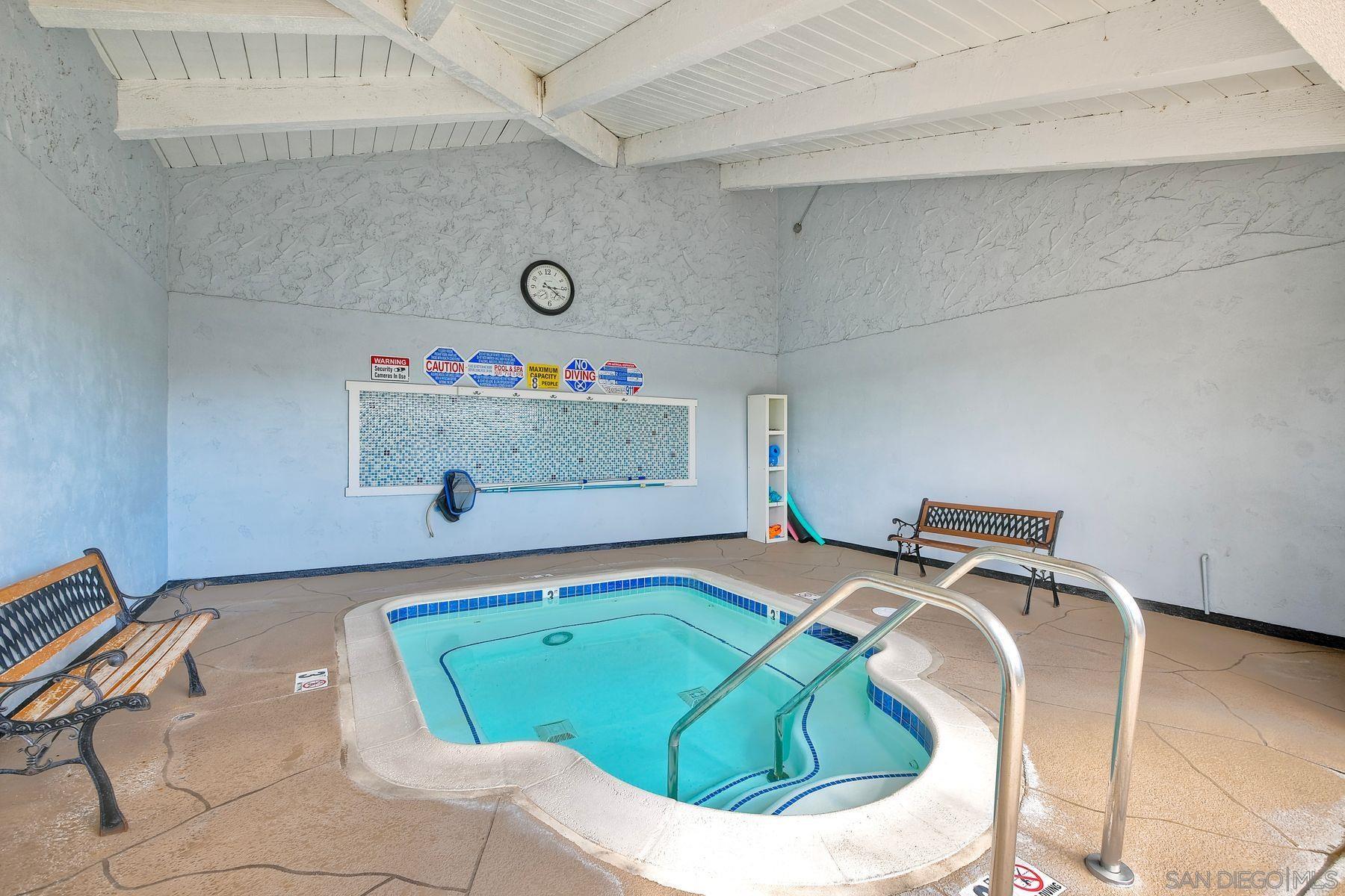 Detail Gallery Image 33 of 39 For 276 N El Camino Real  #44,  Oceanside,  CA 92058 - 2 Beds | 2 Baths