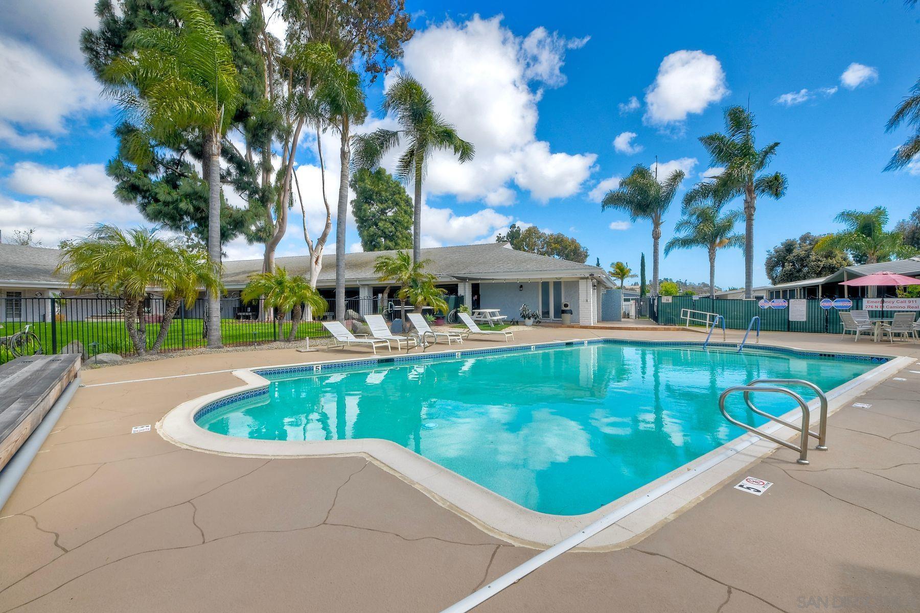 Detail Gallery Image 34 of 39 For 276 N El Camino Real  #44,  Oceanside,  CA 92058 - 2 Beds | 2 Baths