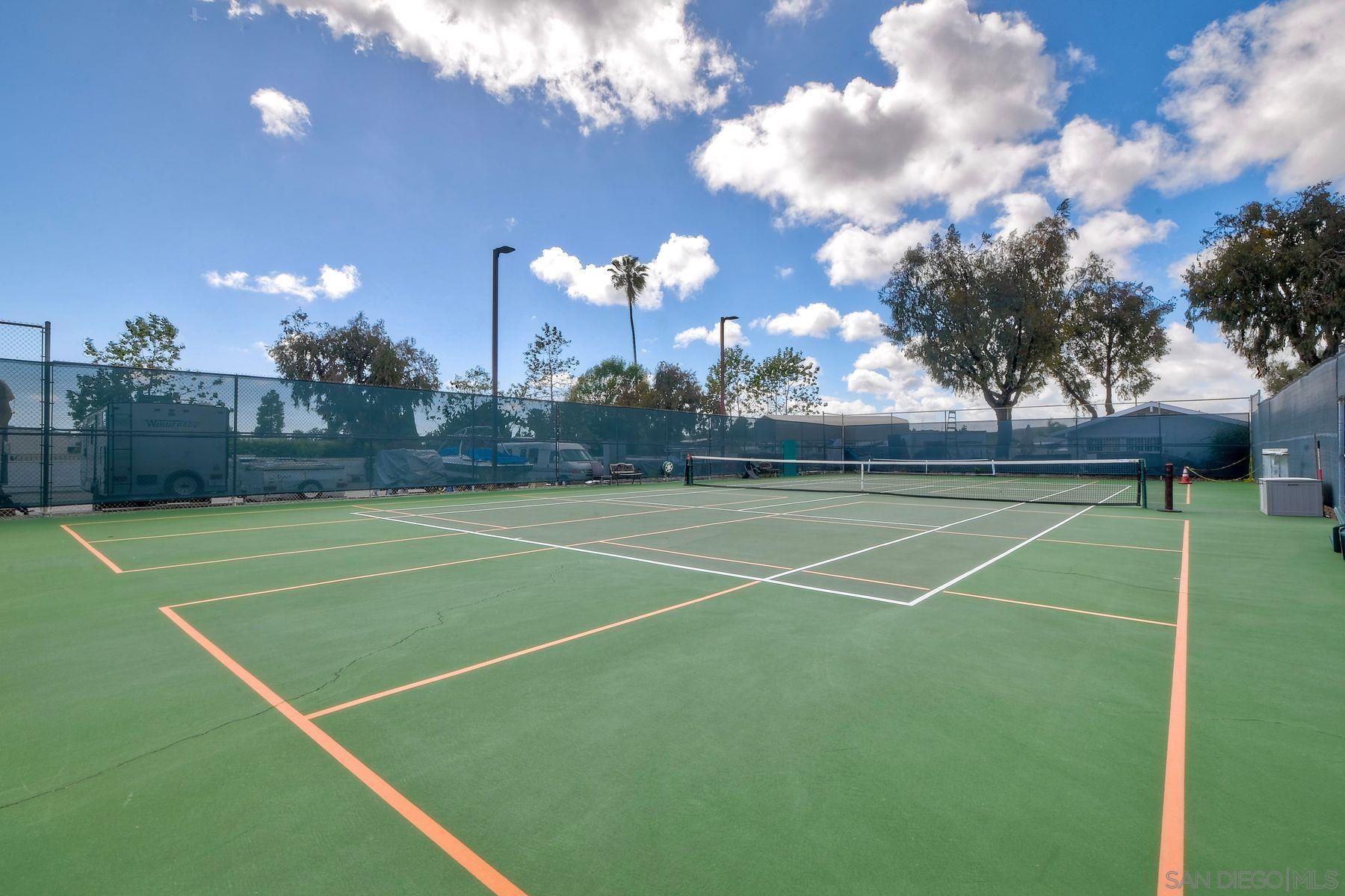 Detail Gallery Image 35 of 39 For 276 N El Camino Real  #44,  Oceanside,  CA 92058 - 2 Beds | 2 Baths