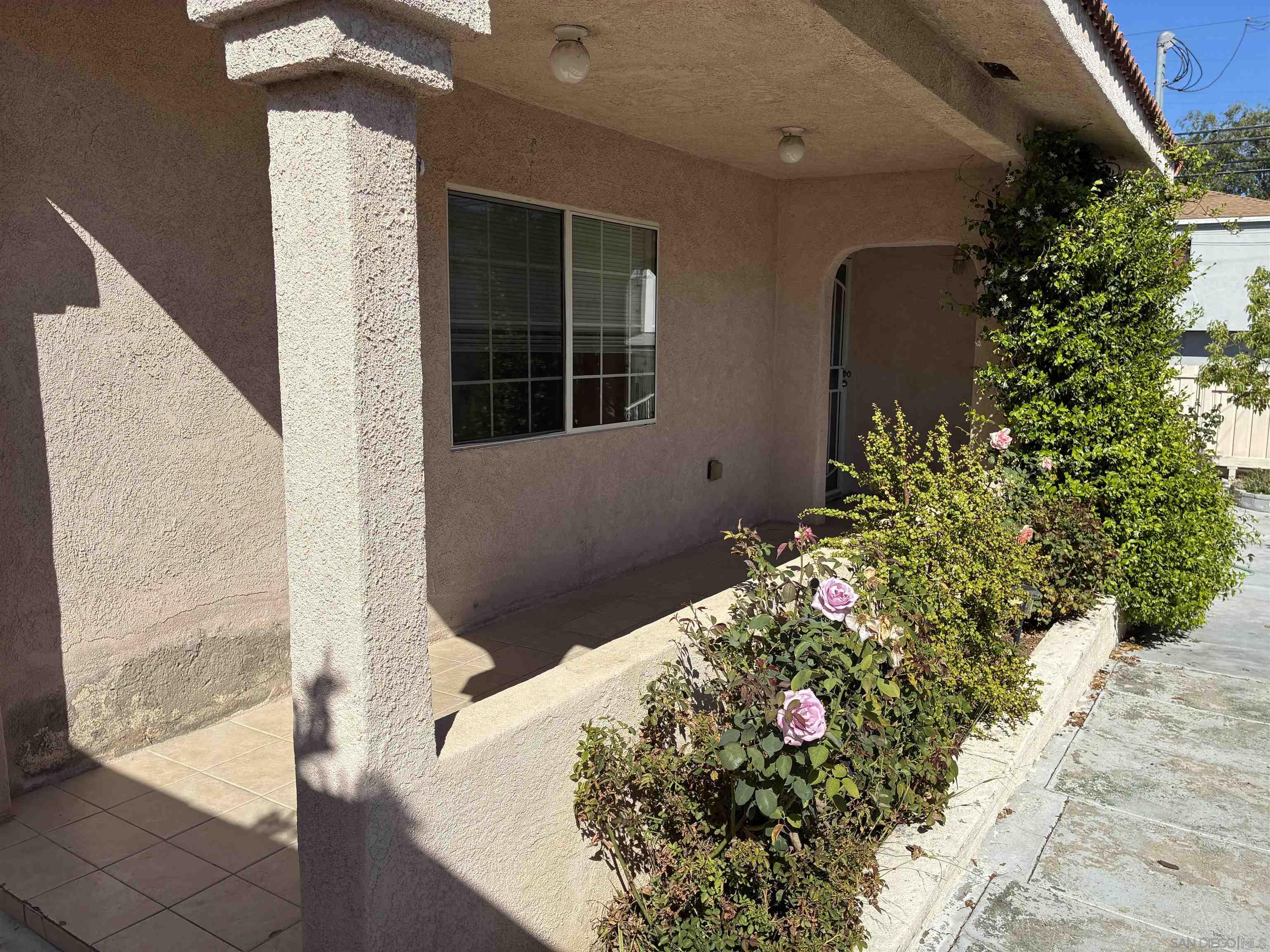 Detail Gallery Image 4 of 17 For 3363  Herman Ave, San Diego,  CA 92104 - 3 Beds | 2 Baths