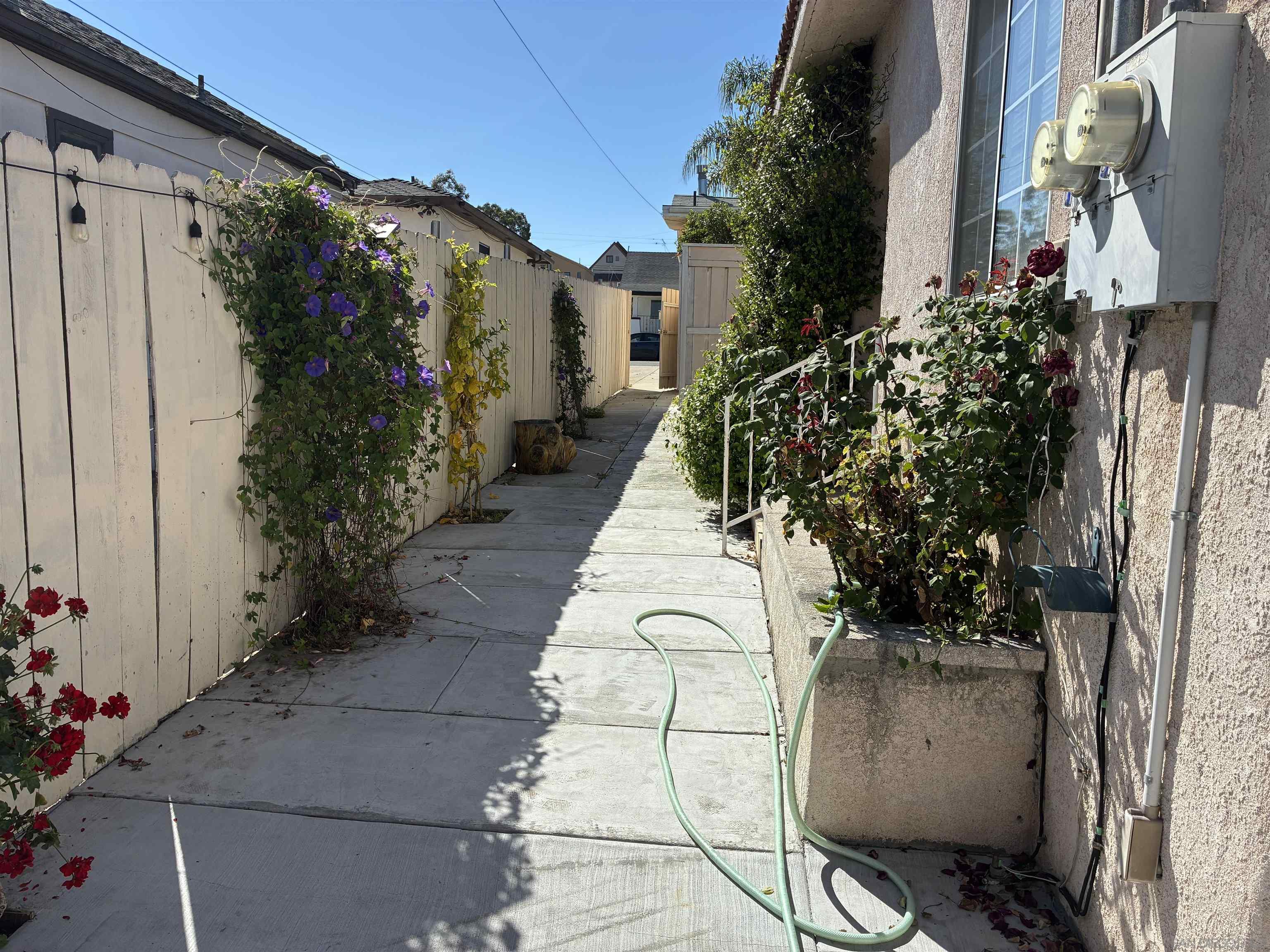 Detail Gallery Image 6 of 17 For 3363  Herman Ave, San Diego,  CA 92104 - 3 Beds | 2 Baths