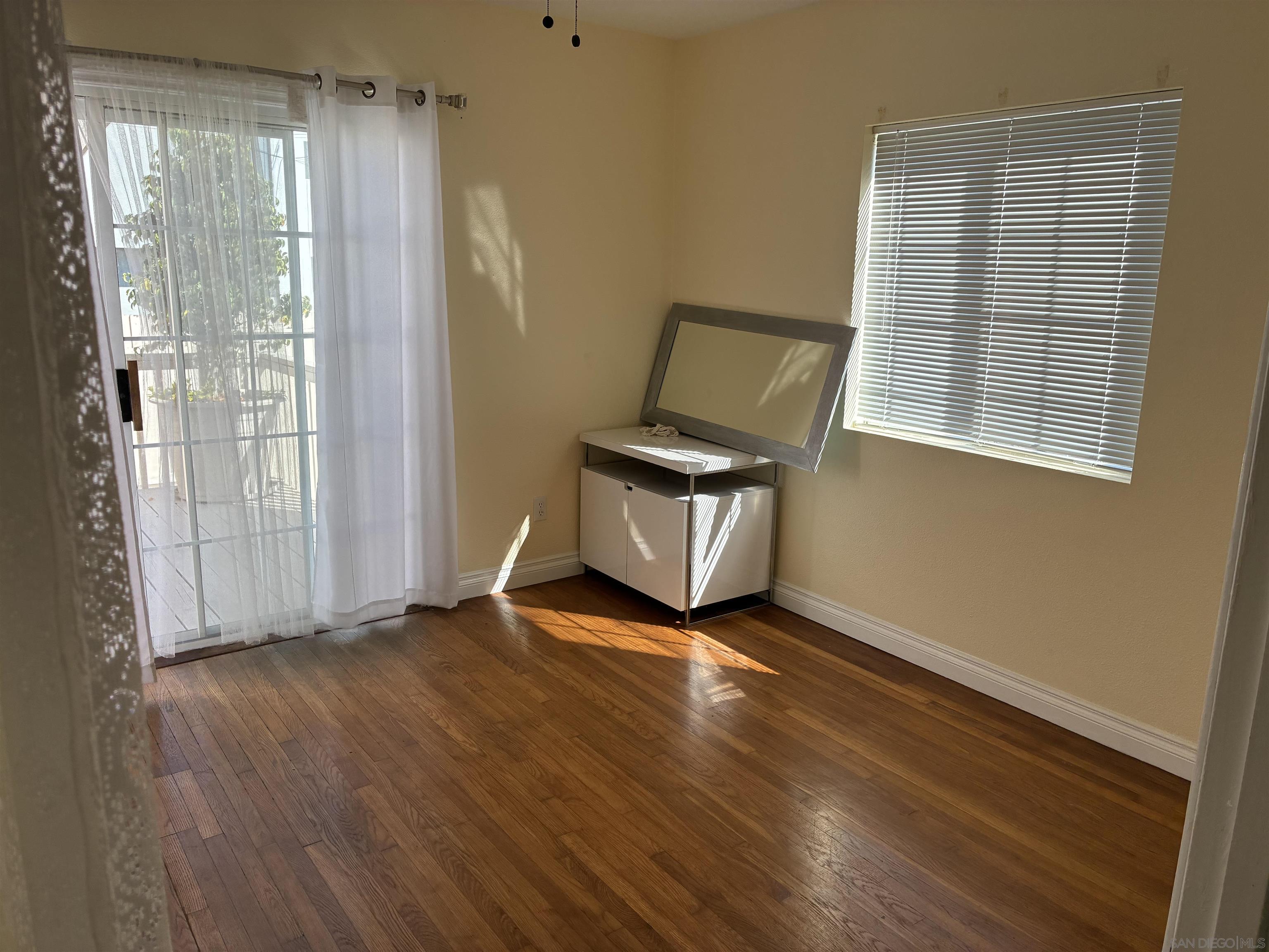 Detail Gallery Image 10 of 17 For 3363  Herman Ave, San Diego,  CA 92104 - 3 Beds | 2 Baths