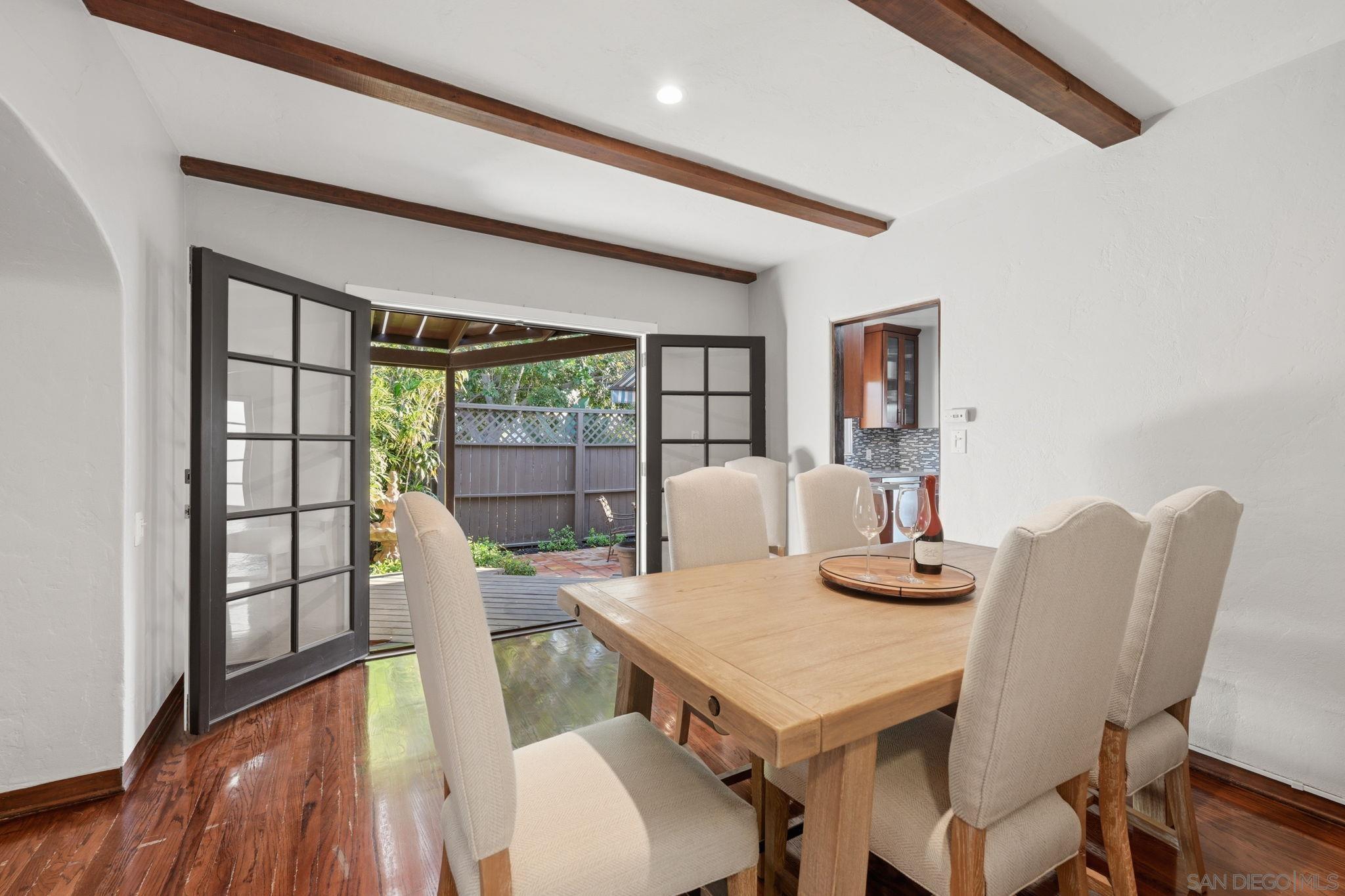 Detail Gallery Image 11 of 43 For 4606  Altadena Ave, San Diego,  CA 92115 - 3 Beds | 2 Baths