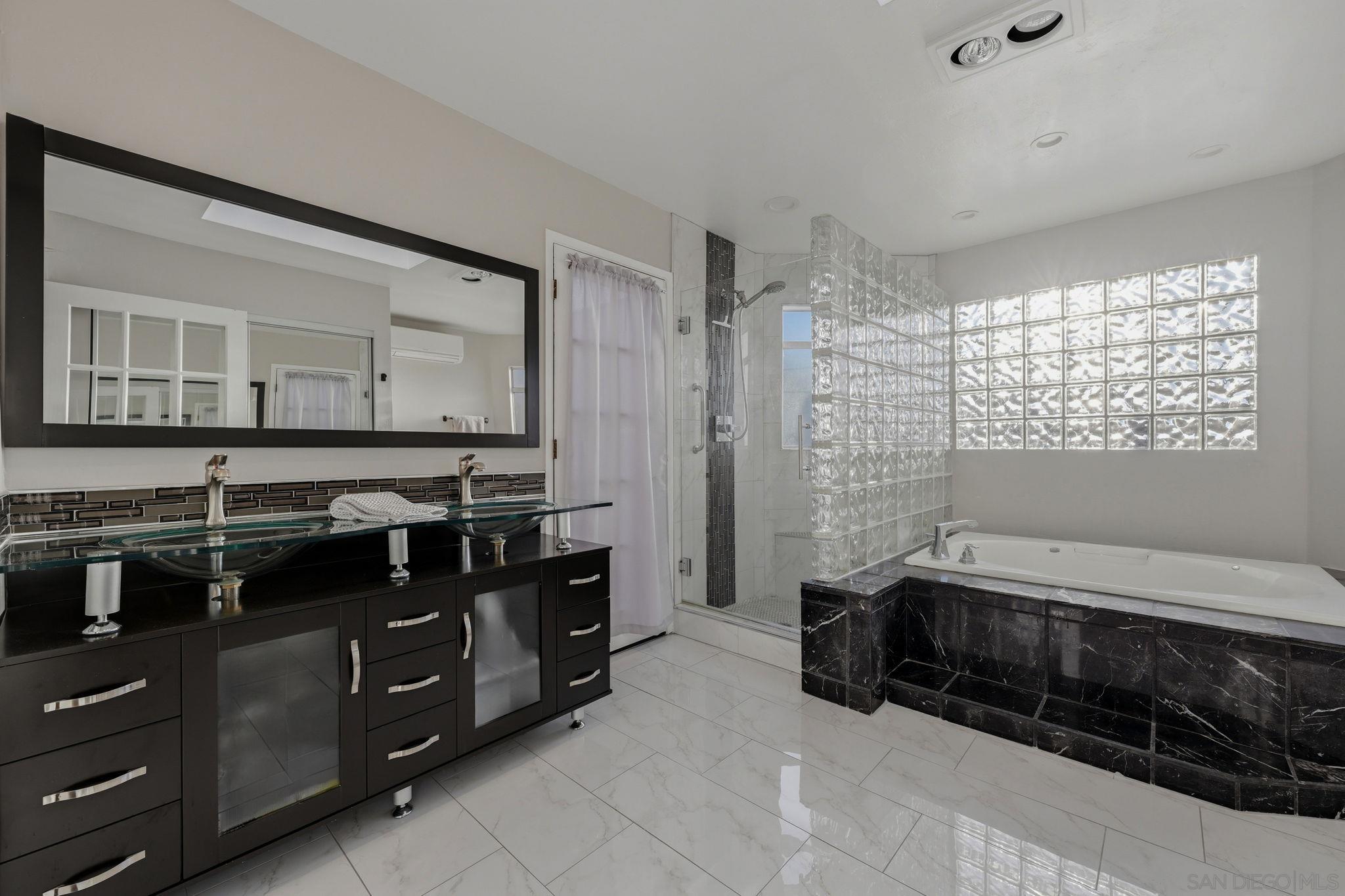 Detail Gallery Image 28 of 43 For 4606  Altadena Ave, San Diego,  CA 92115 - 3 Beds | 2 Baths