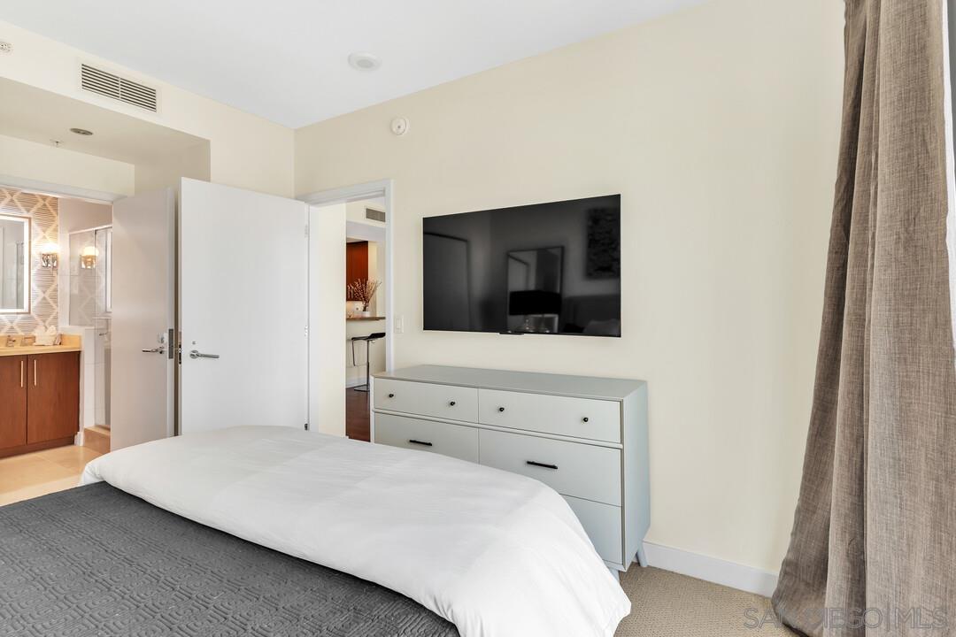 Detail Gallery Image 10 of 25 For 325  7th Ave  #705,  San Diego,  CA 92101 - 2 Beds | 2 Baths