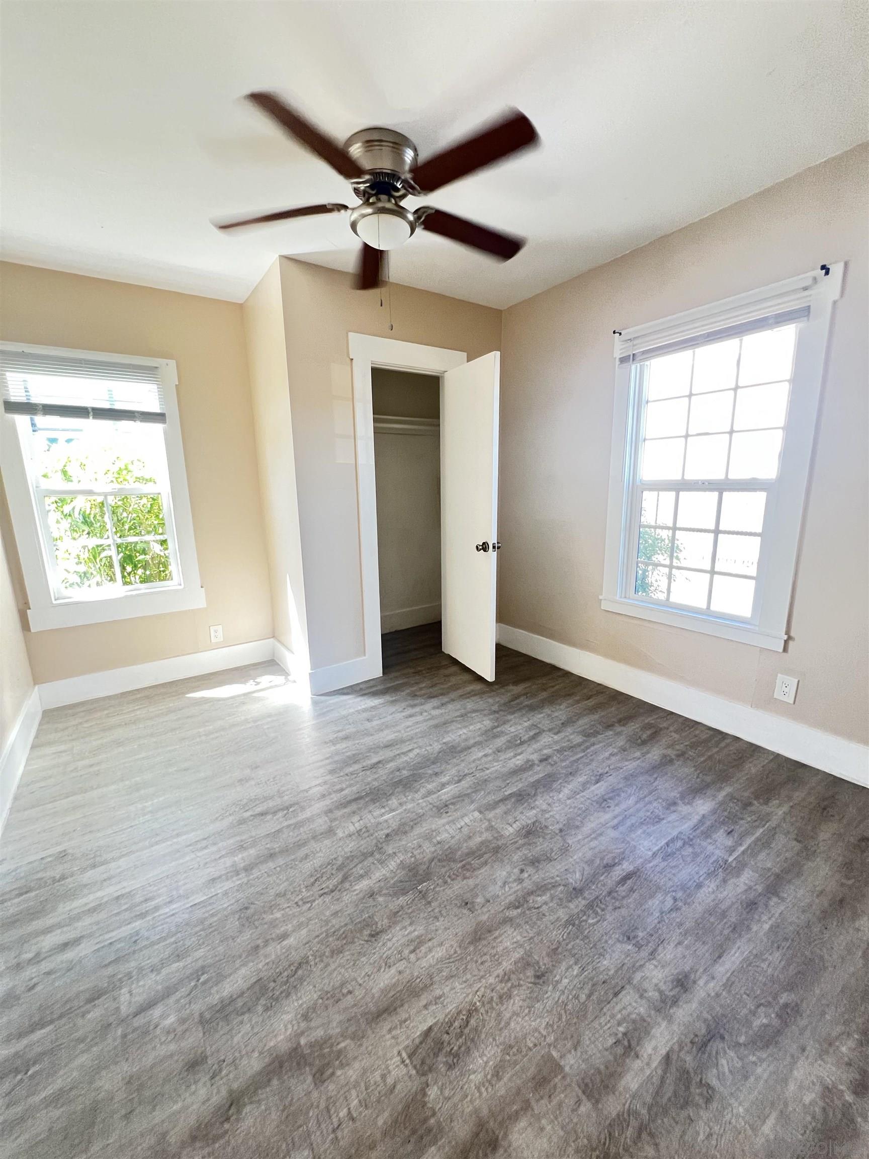 Detail Gallery Image 6 of 7 For 4060  Oakcrest, San Diego,  CA 92105 - 3 Beds | 2 Baths