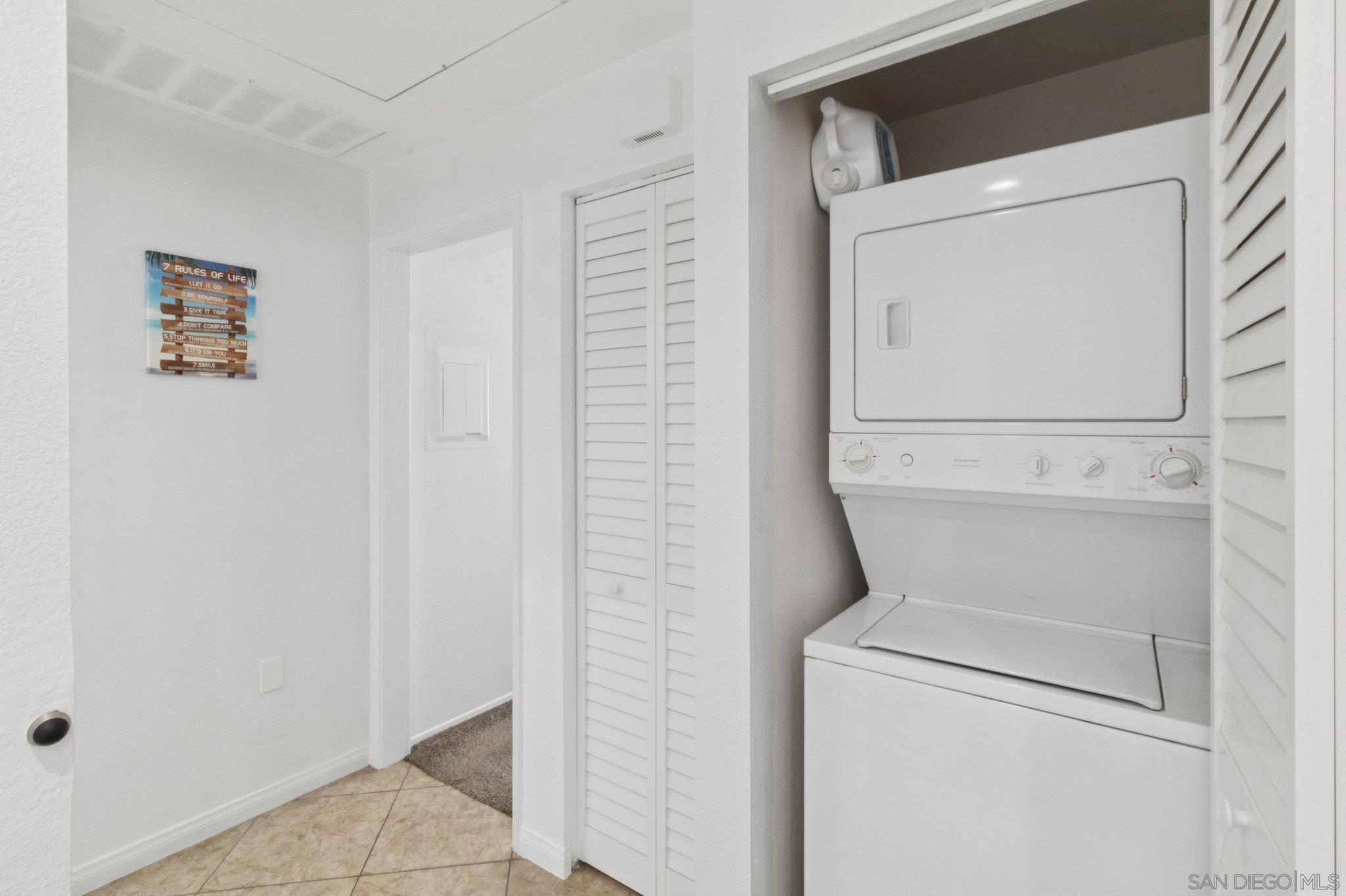 Detail Gallery Image 13 of 19 For 2220  Camino De La Reina  #302,  San Diego,  CA 92108 - 1 Beds | 1 Baths