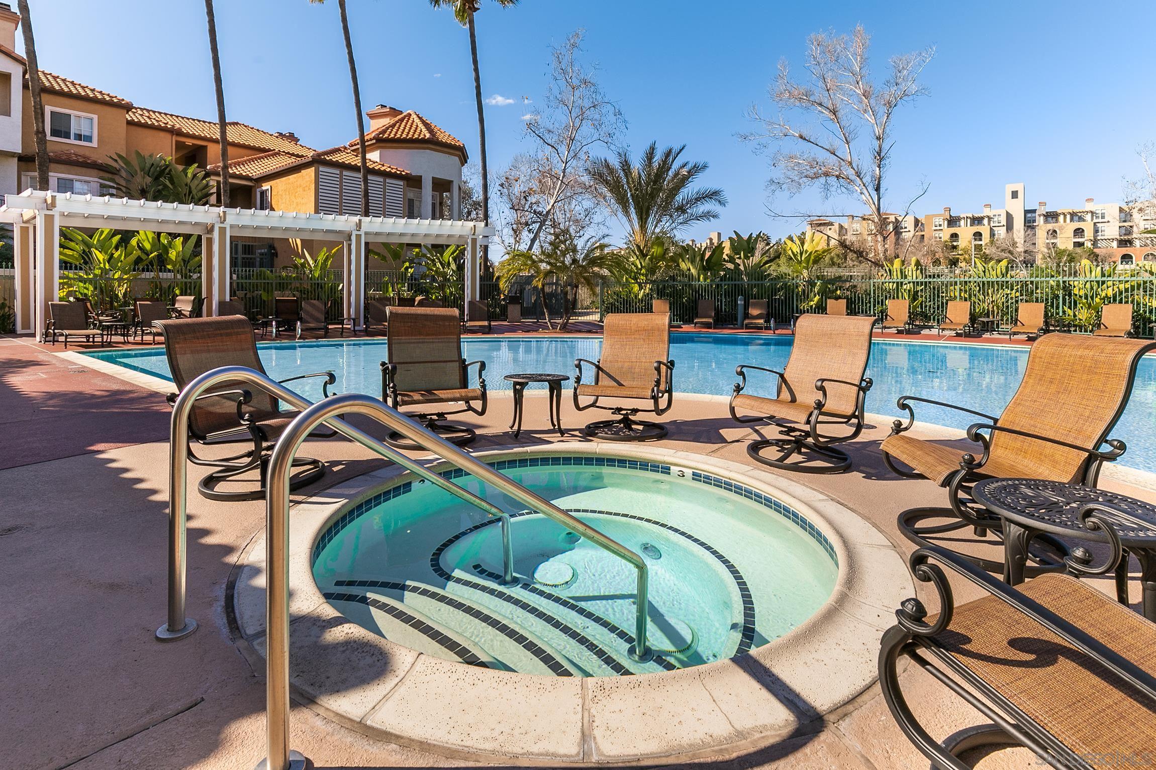 Detail Gallery Image 17 of 19 For 2220  Camino De La Reina  #302,  San Diego,  CA 92108 - 1 Beds | 1 Baths