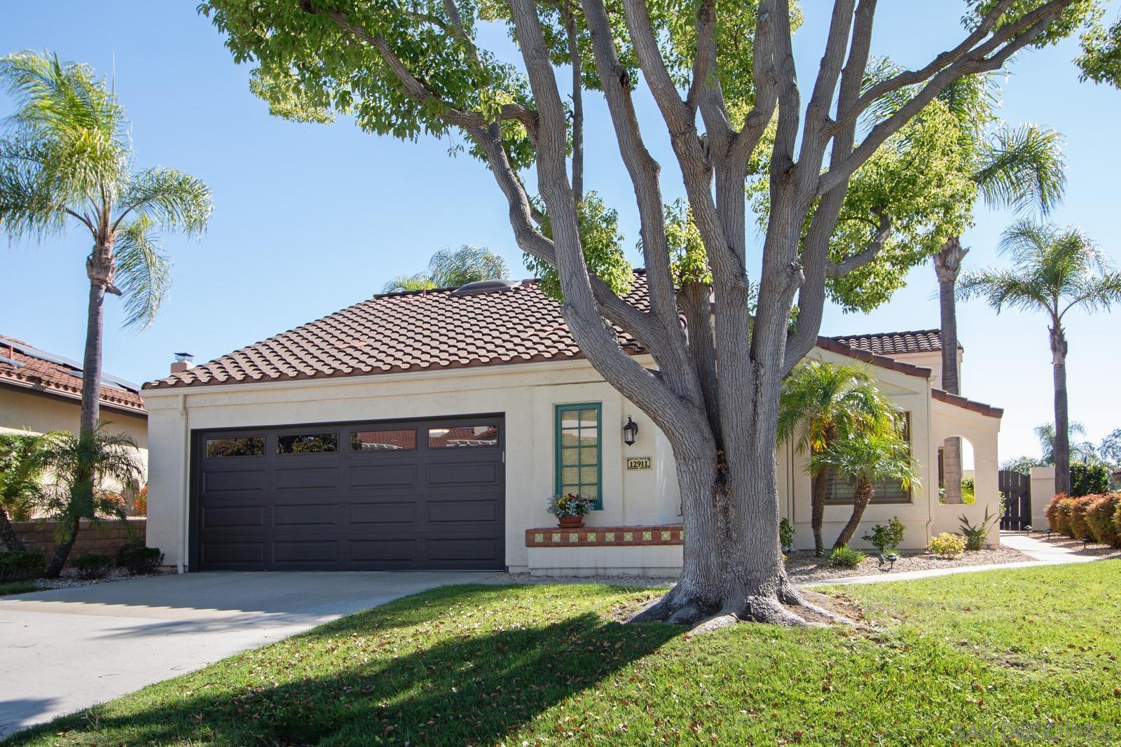 Detail Gallery Image 3 of 46 For 12911  Caminto Dosamantes, San Diego,  CA 92128 - 3 Beds | 2 Baths