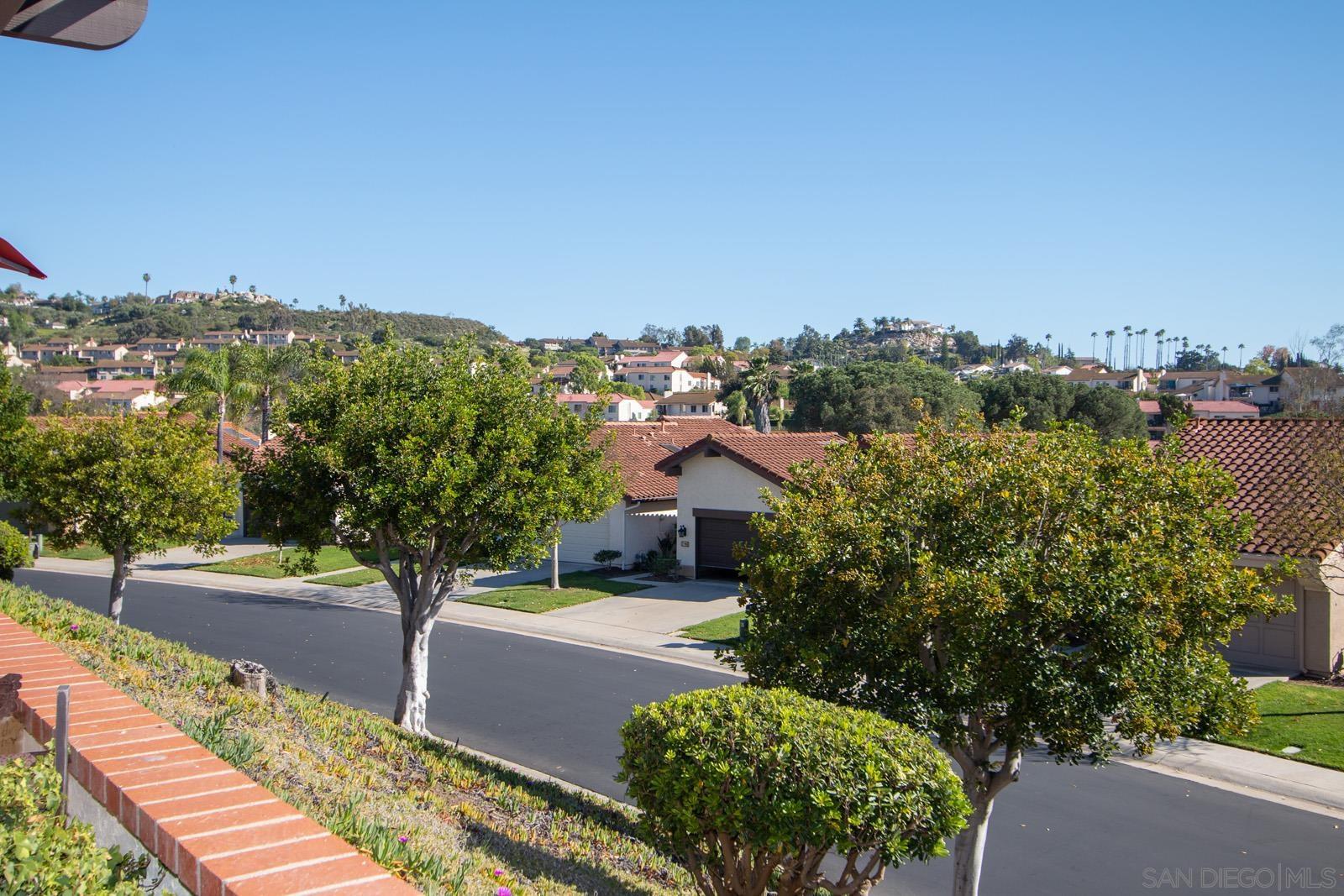 Detail Gallery Image 37 of 46 For 12911  Caminto Dosamantes, San Diego,  CA 92128 - 3 Beds | 2 Baths