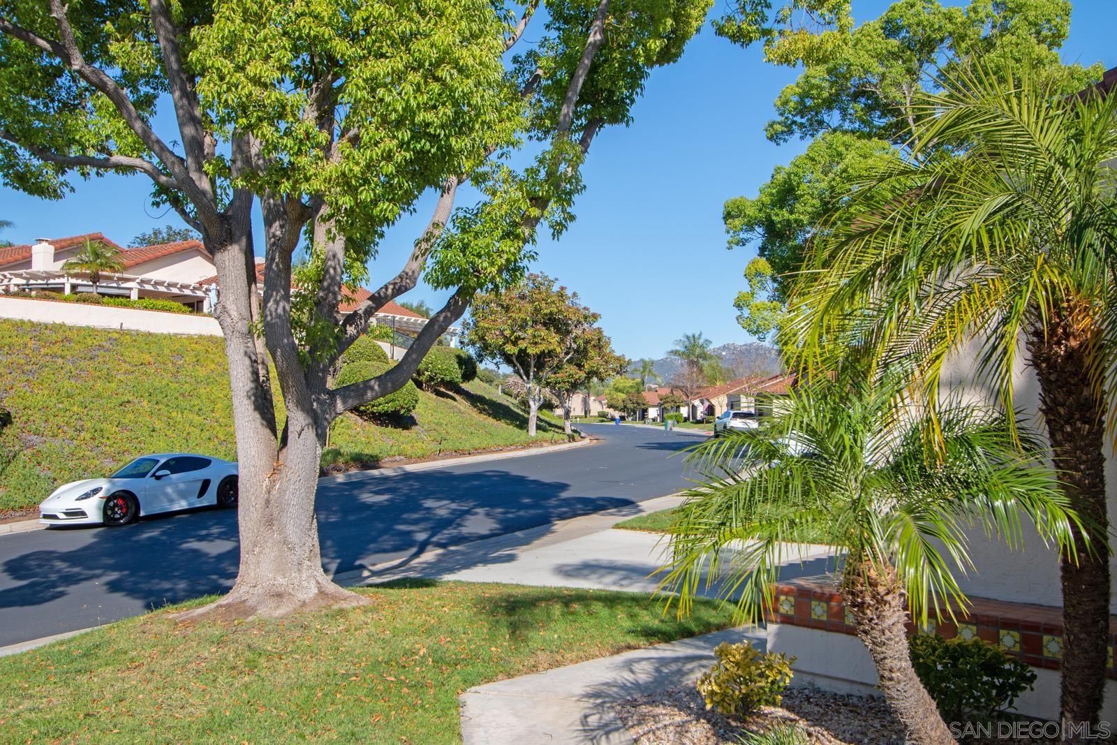 Detail Gallery Image 46 of 46 For 12911  Caminto Dosamantes, San Diego,  CA 92128 - 3 Beds | 2 Baths