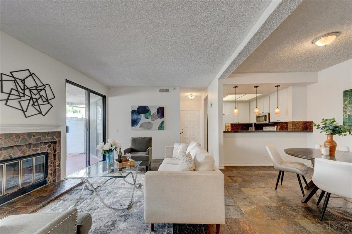 Detail Gallery Image 12 of 43 For 2232  River Run Dr  #198,  San Diego,  CA 92108 - 2 Beds | 2 Baths