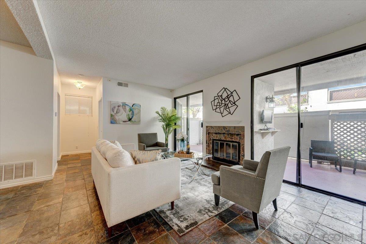 Detail Gallery Image 10 of 43 For 2232  River Run Dr  #198,  San Diego,  CA 92108 - 2 Beds | 2 Baths