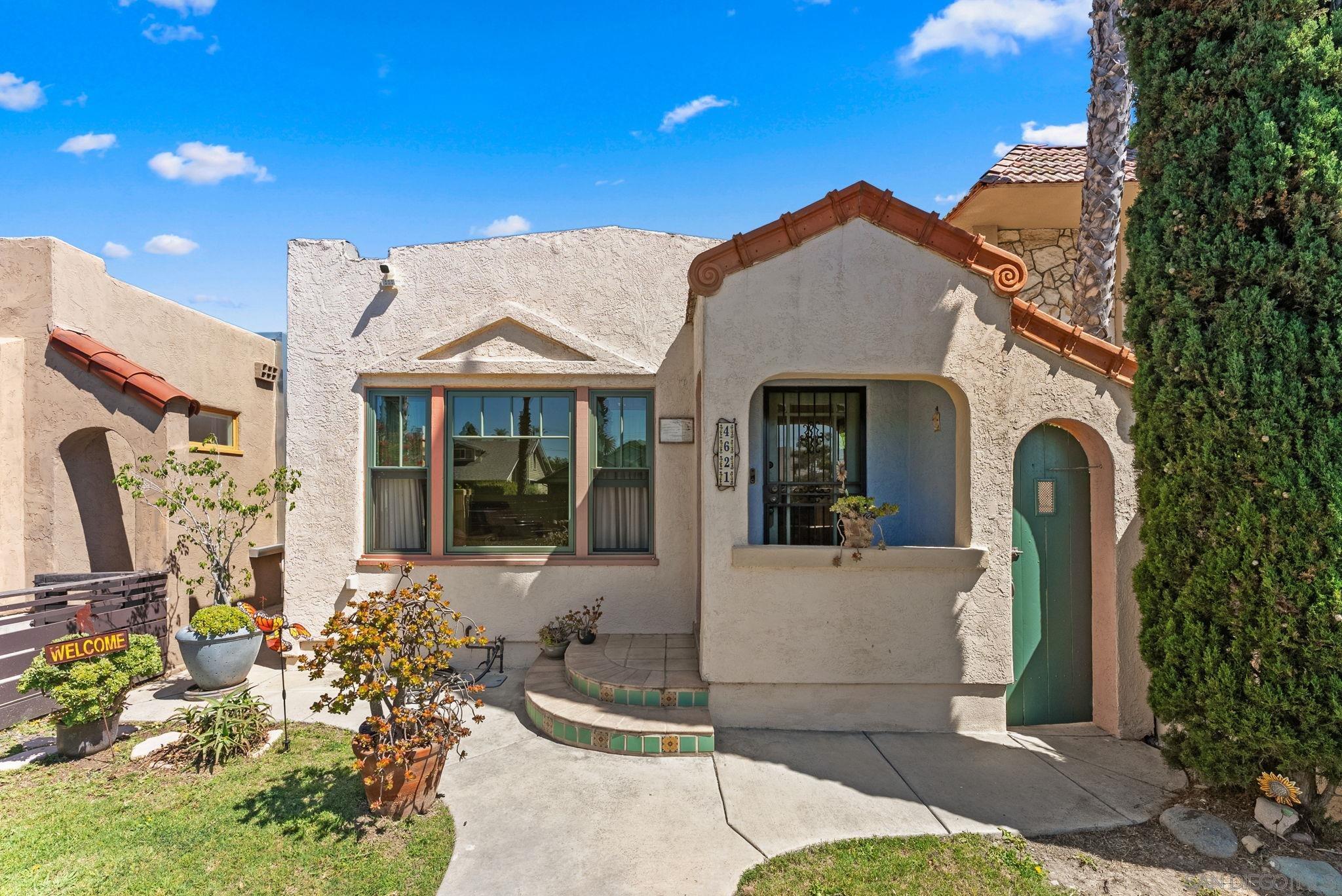 Detail Gallery Image 2 of 48 For 4621  Alabama St, San Diego,  CA 92116 - 4 Beds | 4 Baths