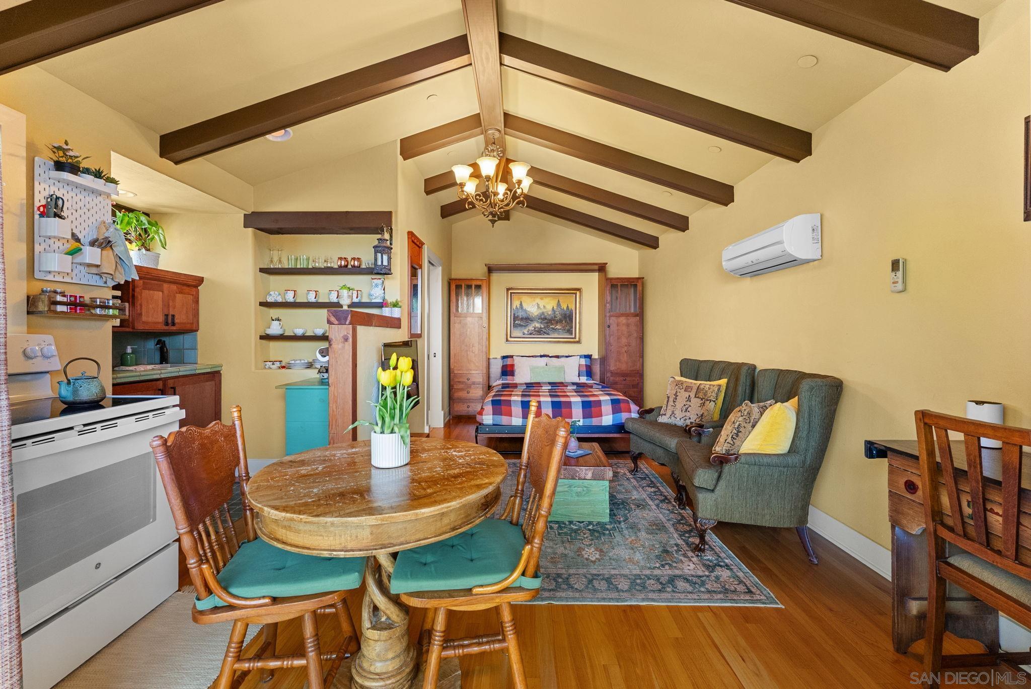 Detail Gallery Image 19 of 48 For 4621  Alabama St, San Diego,  CA 92116 - 4 Beds | 4 Baths