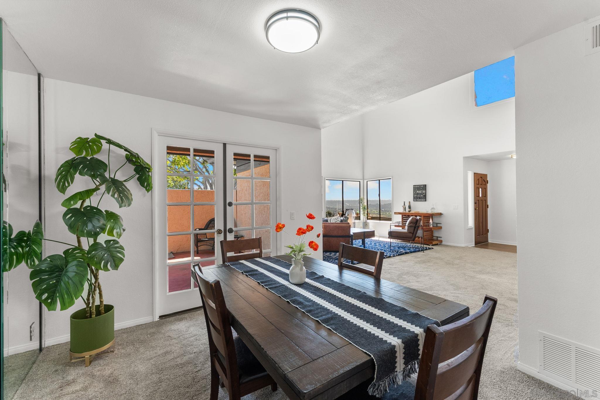 Detail Gallery Image 9 of 51 For 11496  Cesped, San Diego,  CA 92124 - 4 Beds | 2/1 Baths