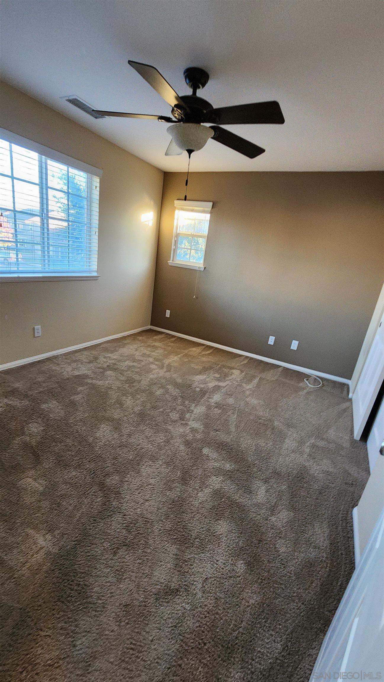 Detail Gallery Image 12 of 19 For 28301  Sunrise Skies, Sun City,  CA 92585 - 3 Beds | 2/1 Baths