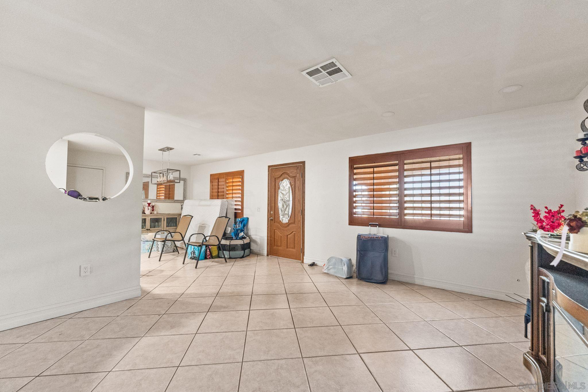 Detail Gallery Image 4 of 37 For 51886  Calle Torres Orduno, –,  CA 92236 - 4 Beds | 2 Baths