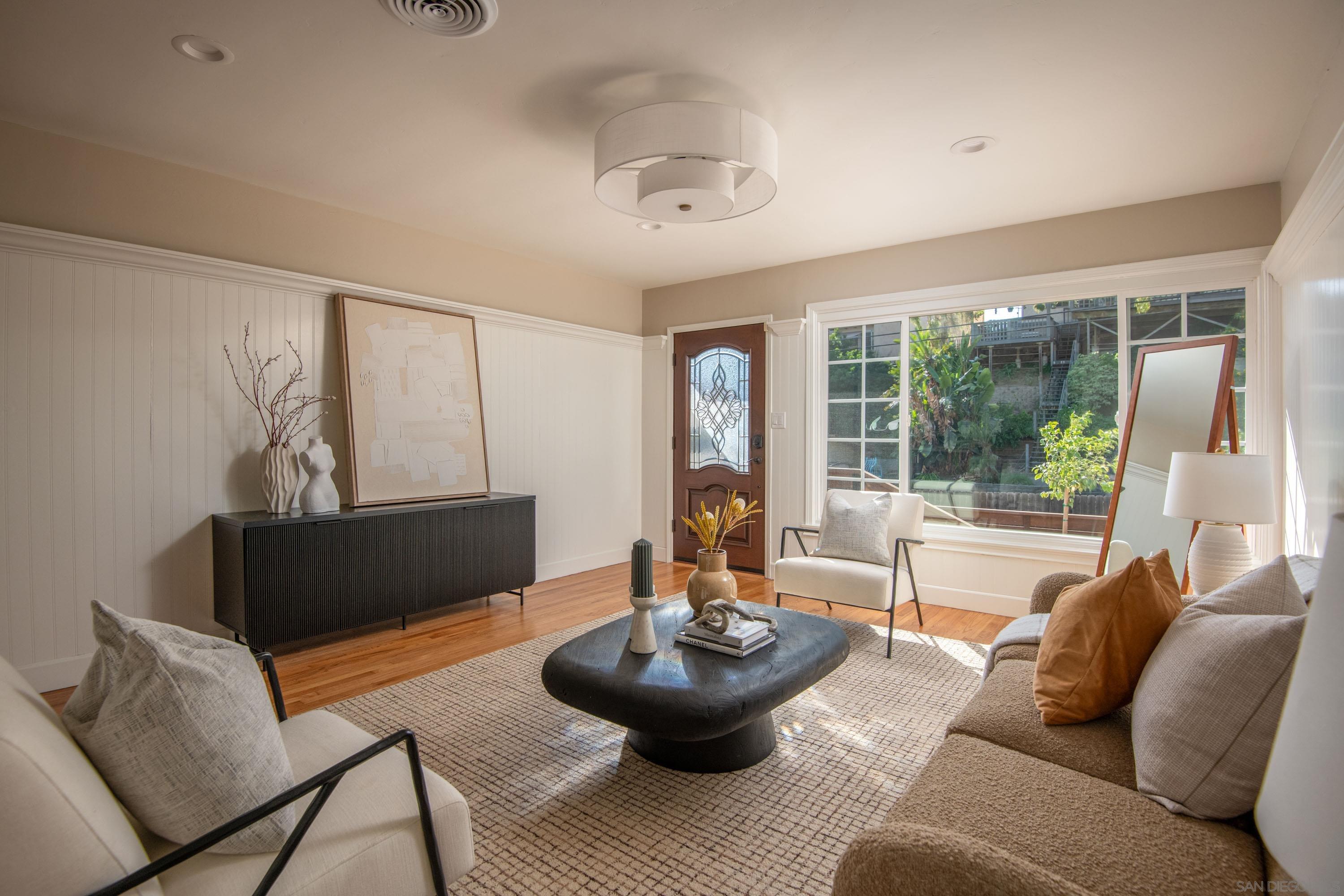 Detail Gallery Image 13 of 42 For 2711 N Arroyo Drive, San Diego,  CA 92103 - 3 Beds | 2 Baths