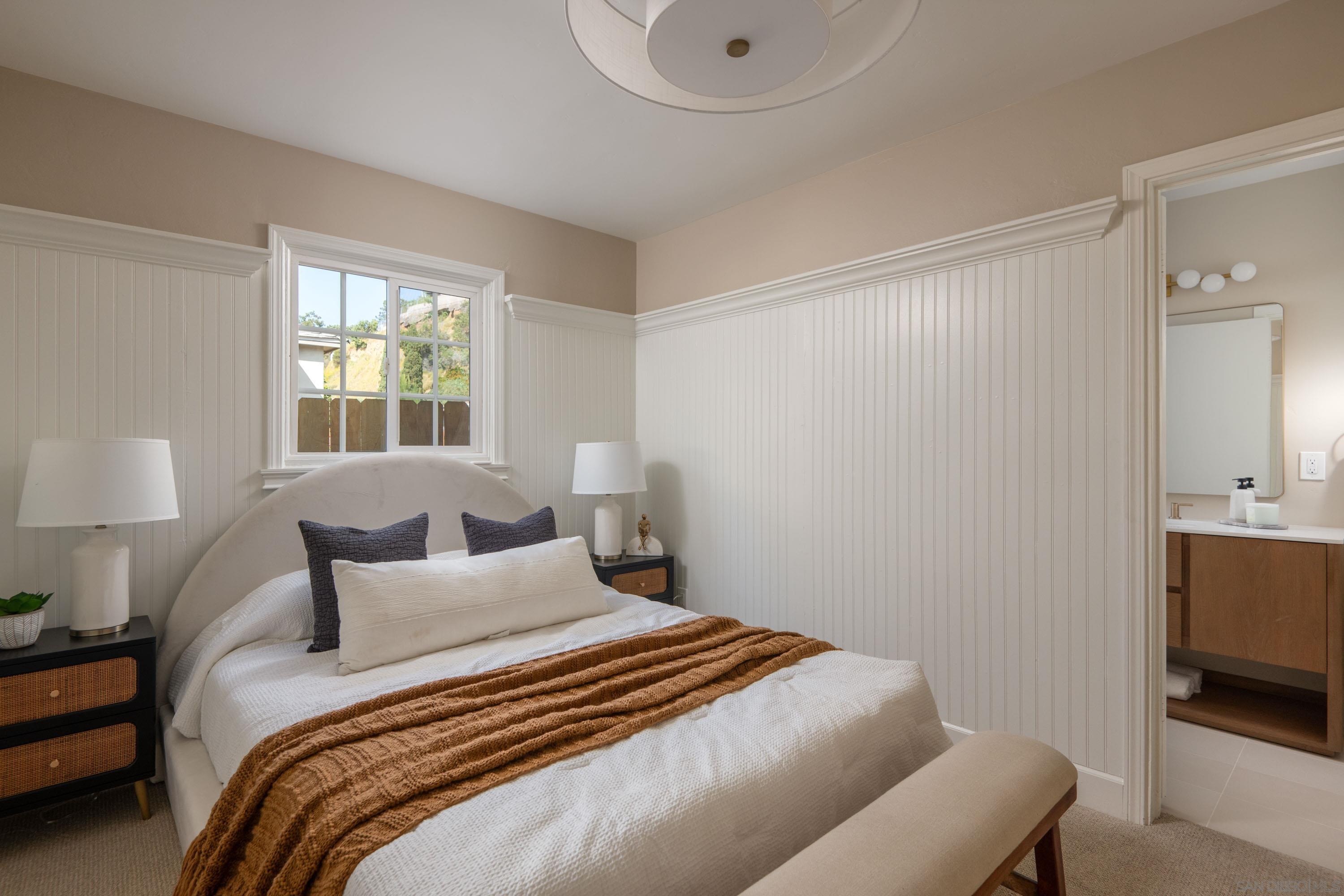 Detail Gallery Image 15 of 42 For 2711 N Arroyo Drive, San Diego,  CA 92103 - 3 Beds | 2 Baths