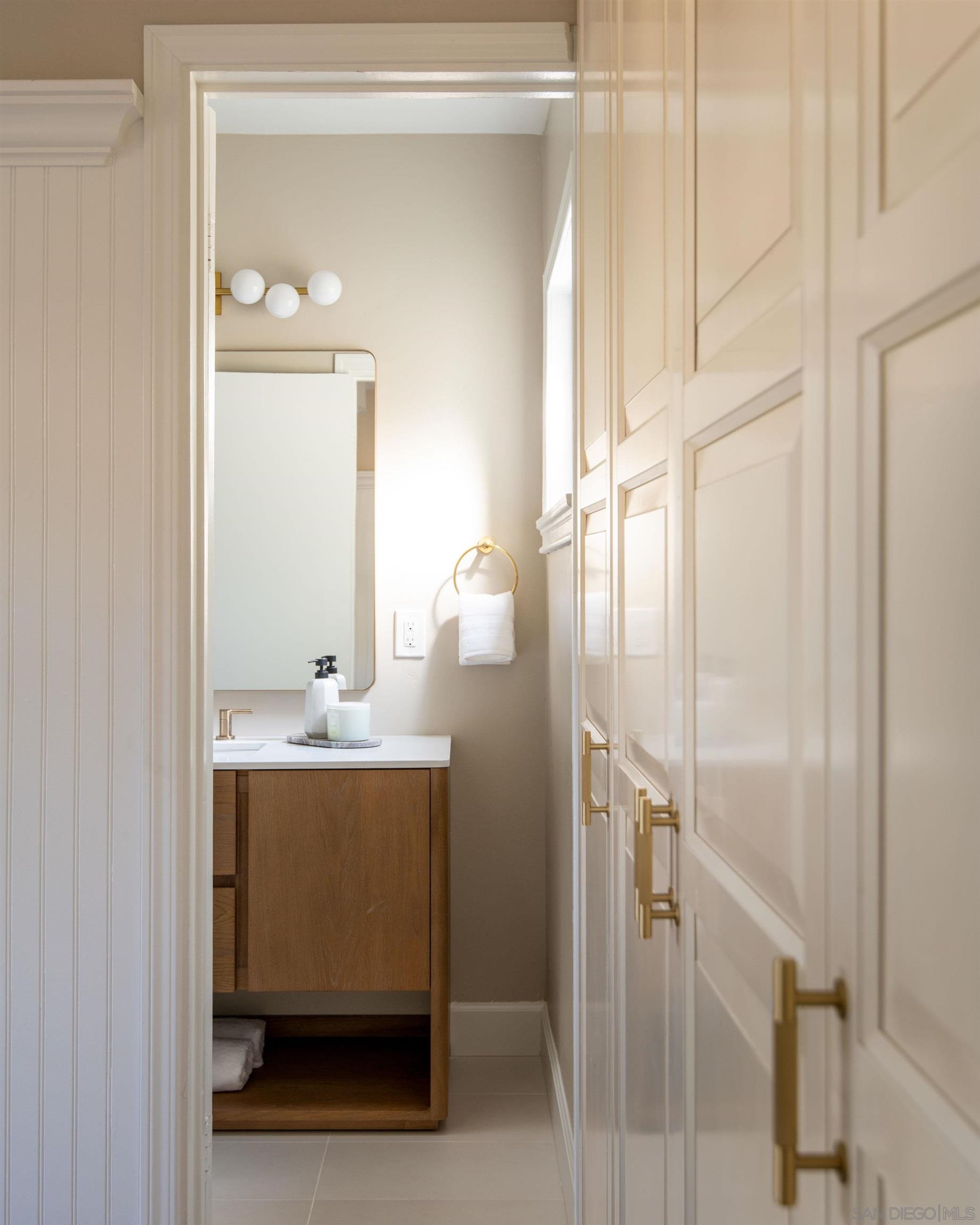 Detail Gallery Image 18 of 42 For 2711 N Arroyo Drive, San Diego,  CA 92103 - 3 Beds | 2 Baths