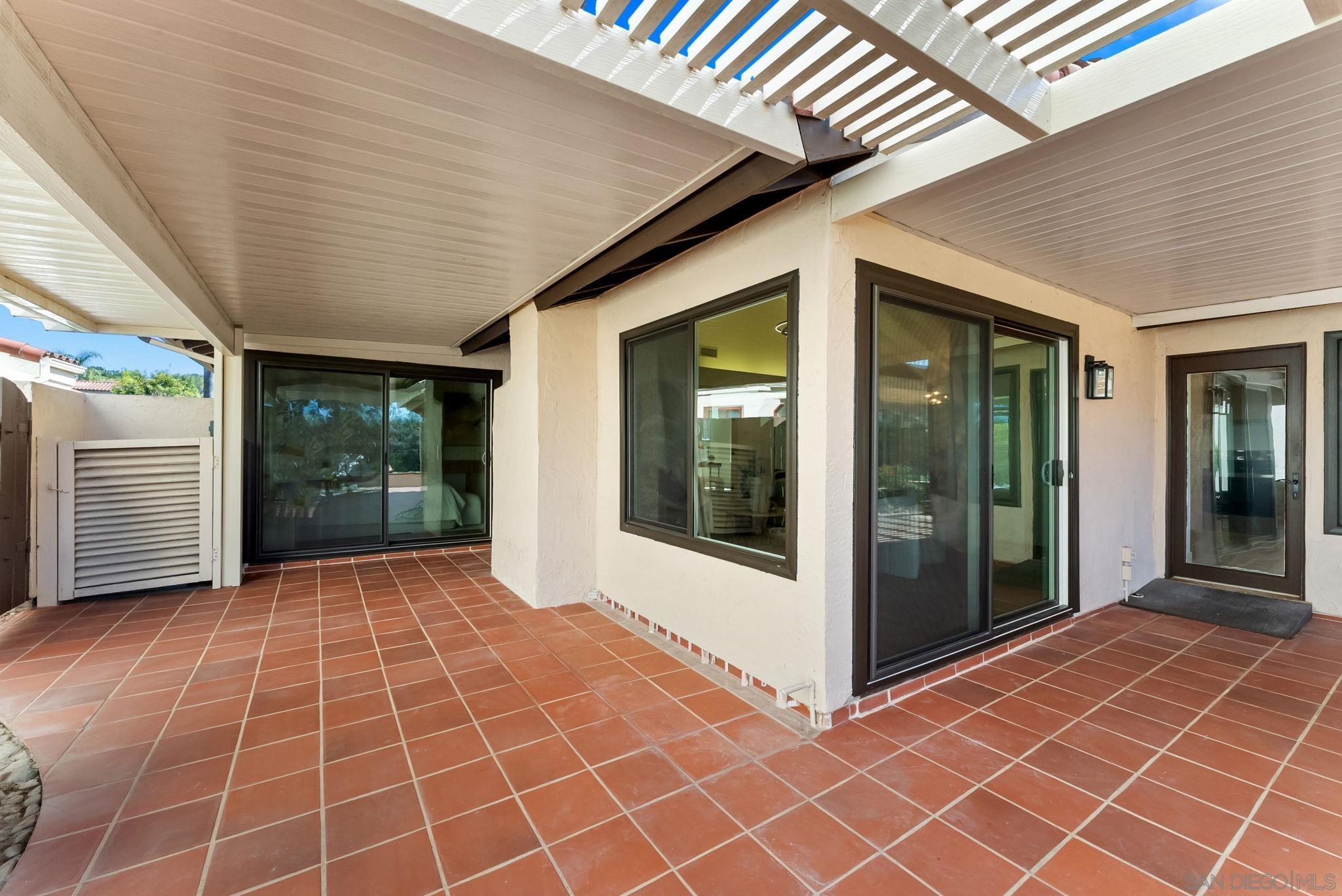 Detail Gallery Image 33 of 46 For 18038  Caminito Balata, San Diego,  CA 92128 - 3 Beds | 2 Baths