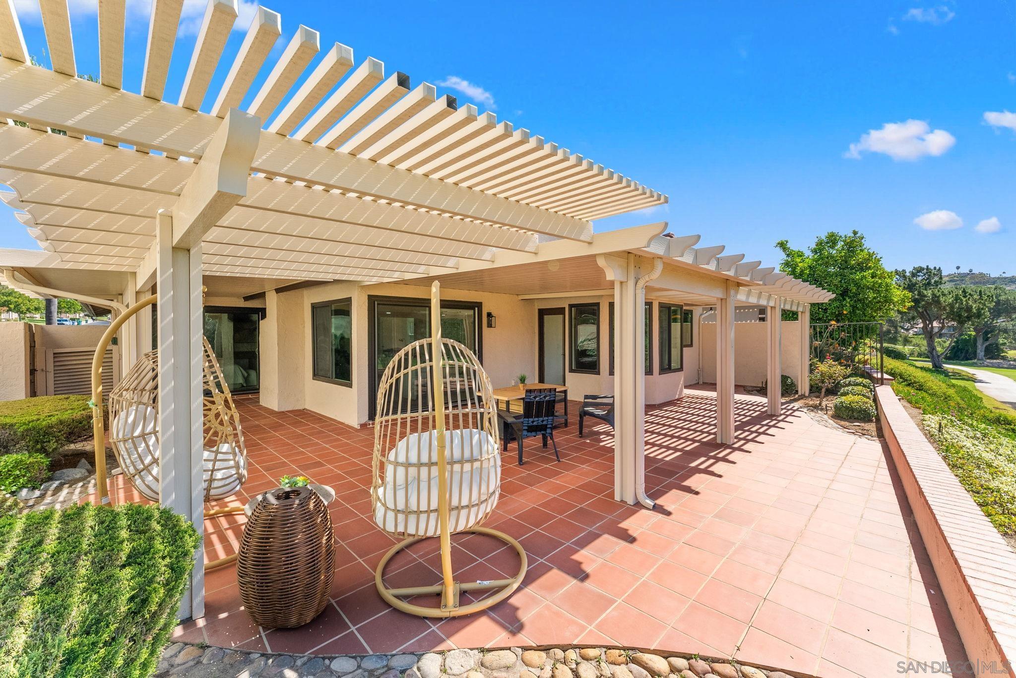 Detail Gallery Image 34 of 46 For 18038  Caminito Balata, San Diego,  CA 92128 - 3 Beds | 2 Baths