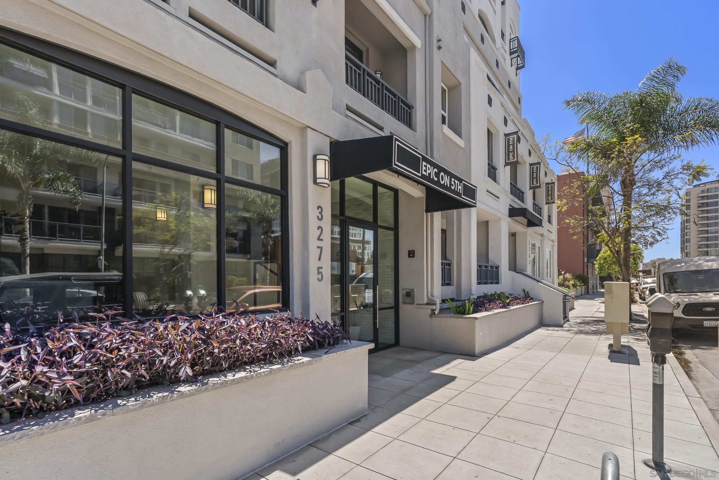 Detail Gallery Image 3 of 50 For 3275  5th Ave  #404,  San Diego,  CA 92103 - 2 Beds | 2 Baths