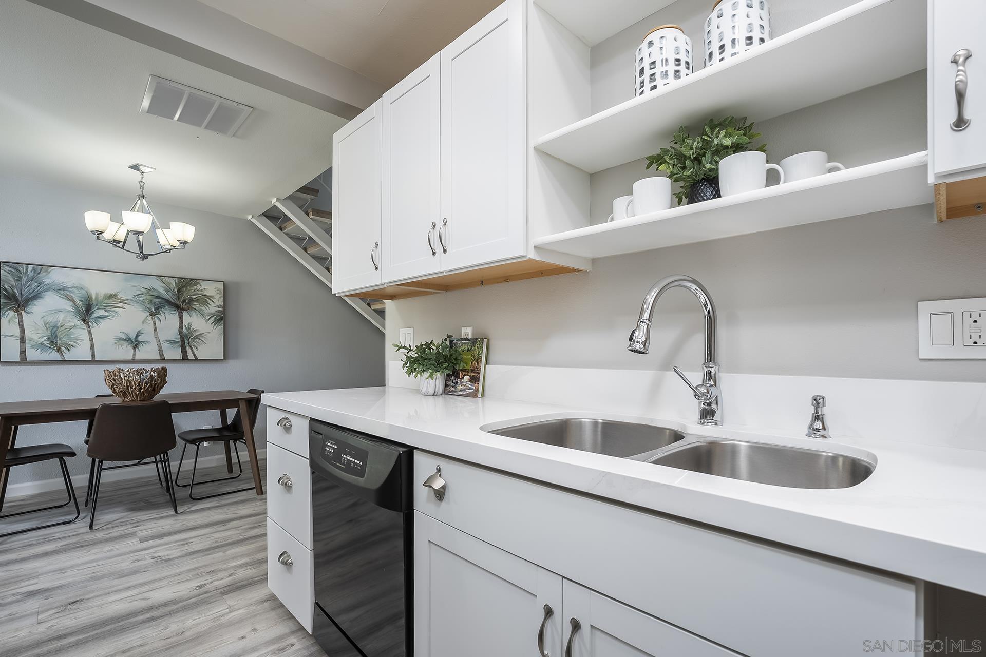 Detail Gallery Image 23 of 56 For 4242  Loma Riviera, San Diego,  CA 92110 - 3 Beds | 2 Baths