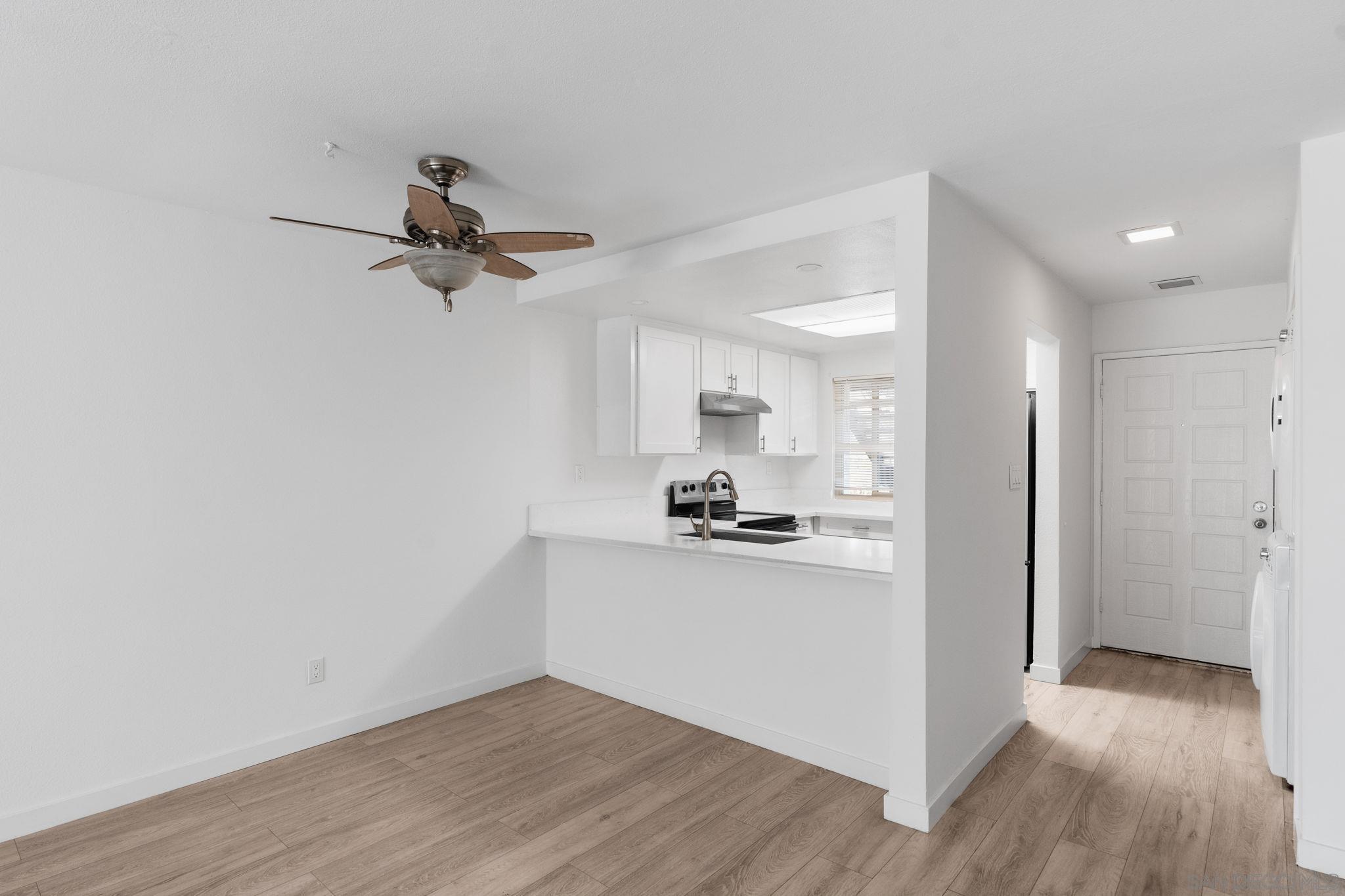 Detail Gallery Image 12 of 26 For 1687  Melrose Ave  #D,  Chula Vista,  CA 91911 - 2 Beds | 2 Baths